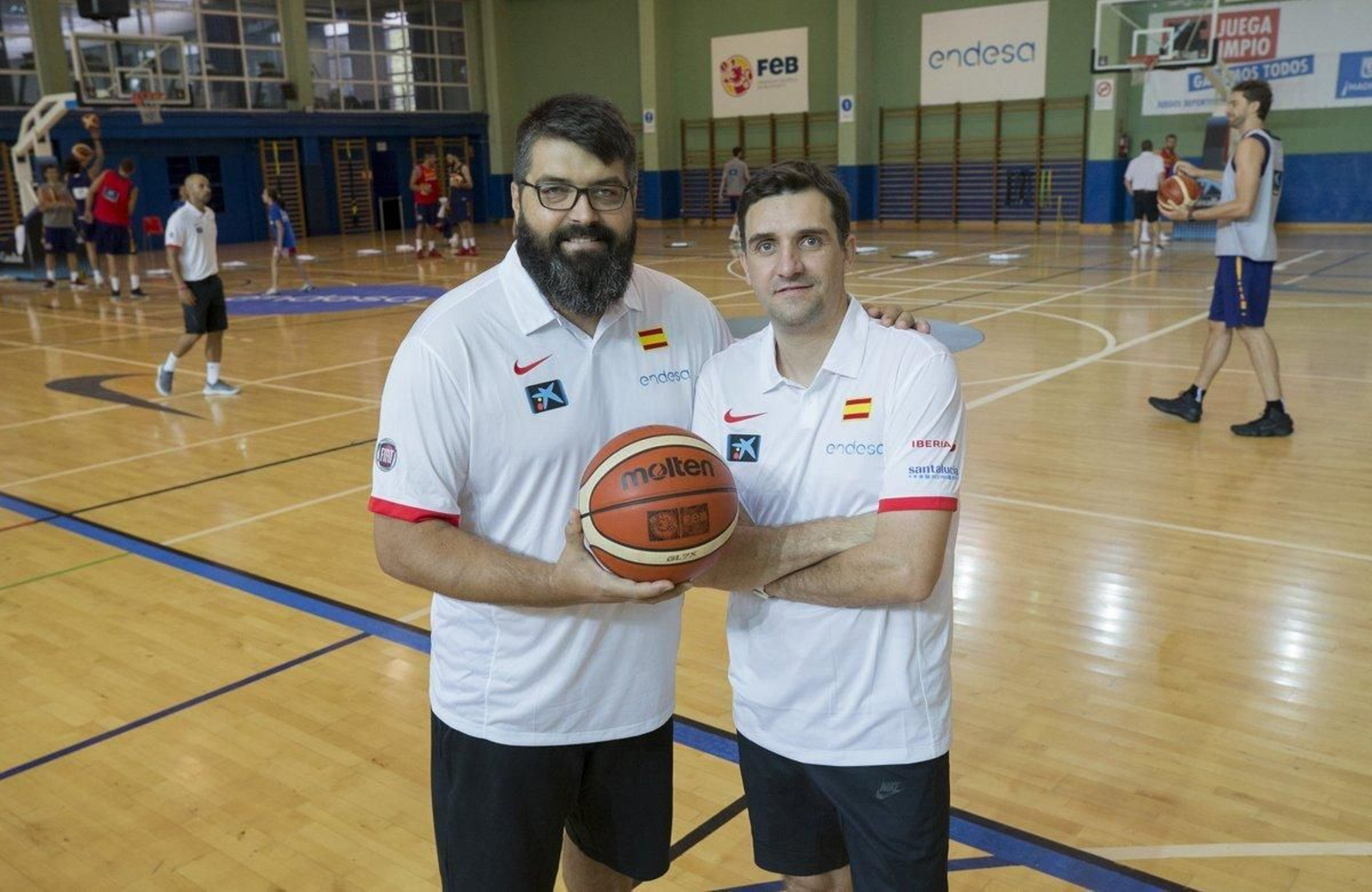 Alberto Pérez (d) y David Urbano, en una imagen de 2017