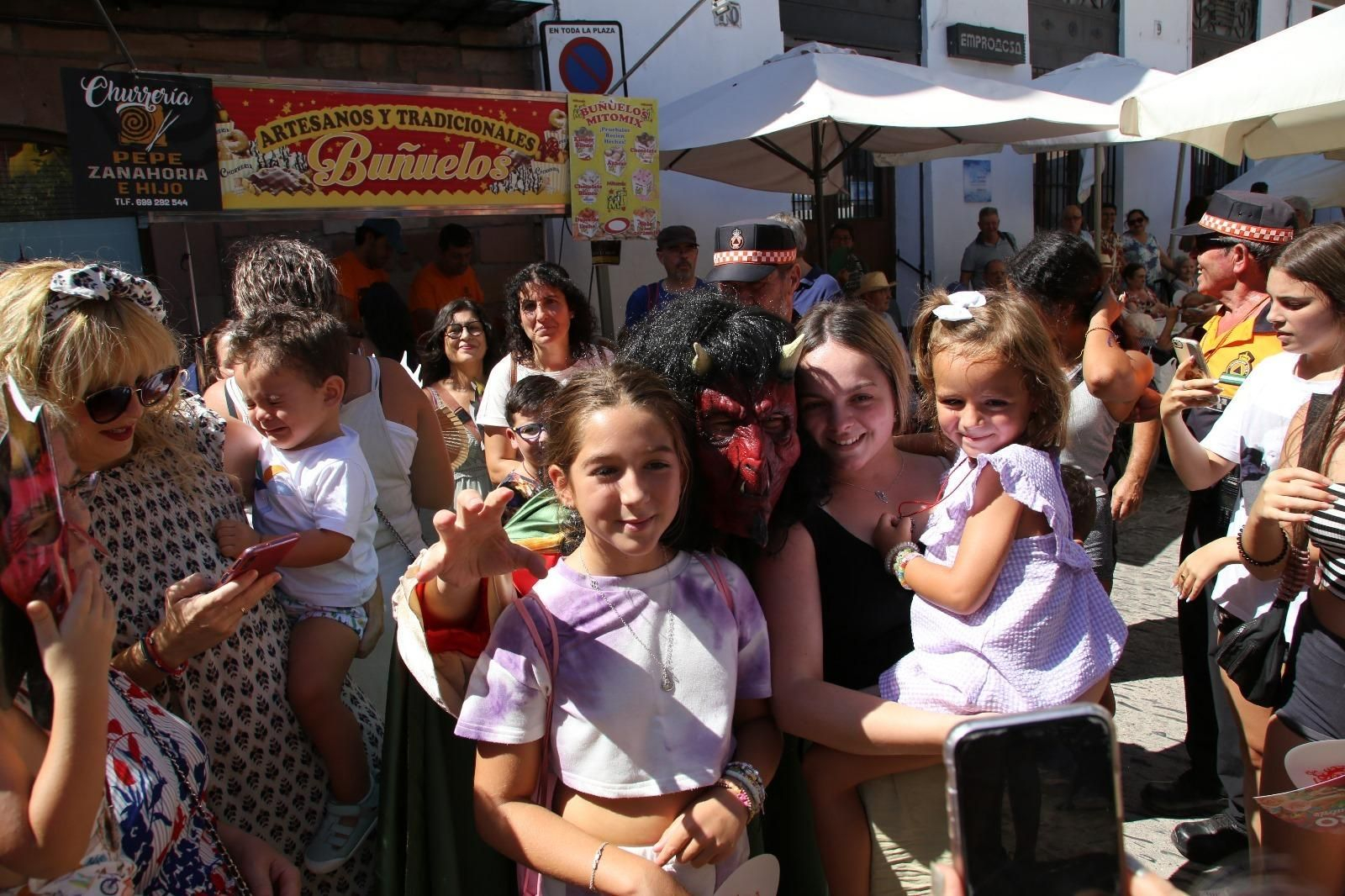 Las mejores imágenes de la fiesta de la Diablilla en Montoro: sustos, diversión y un espectacular tobogán gigante