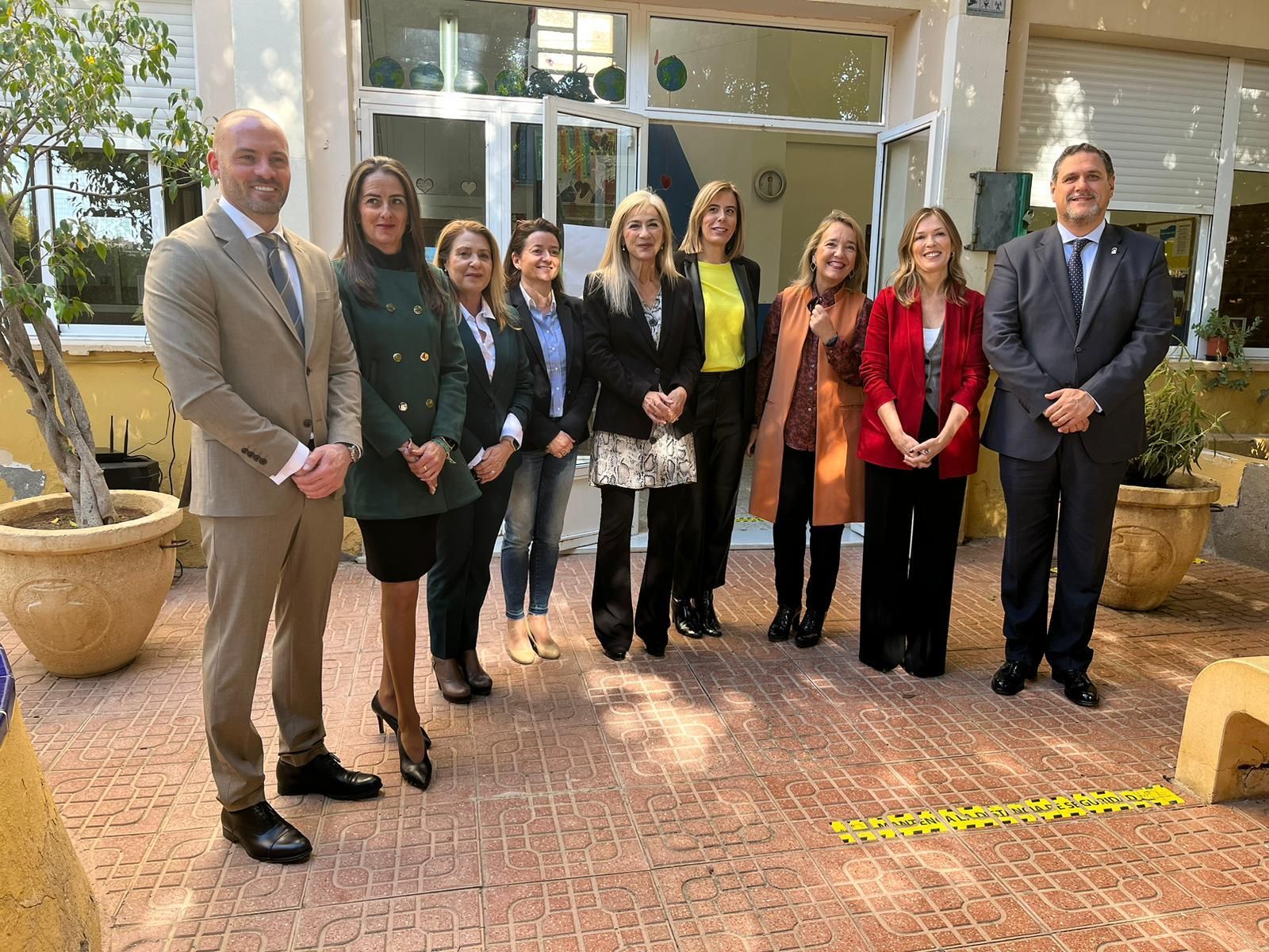 La consejera de Educación visita el colegio Ángel Suquía de Piedras Redondas