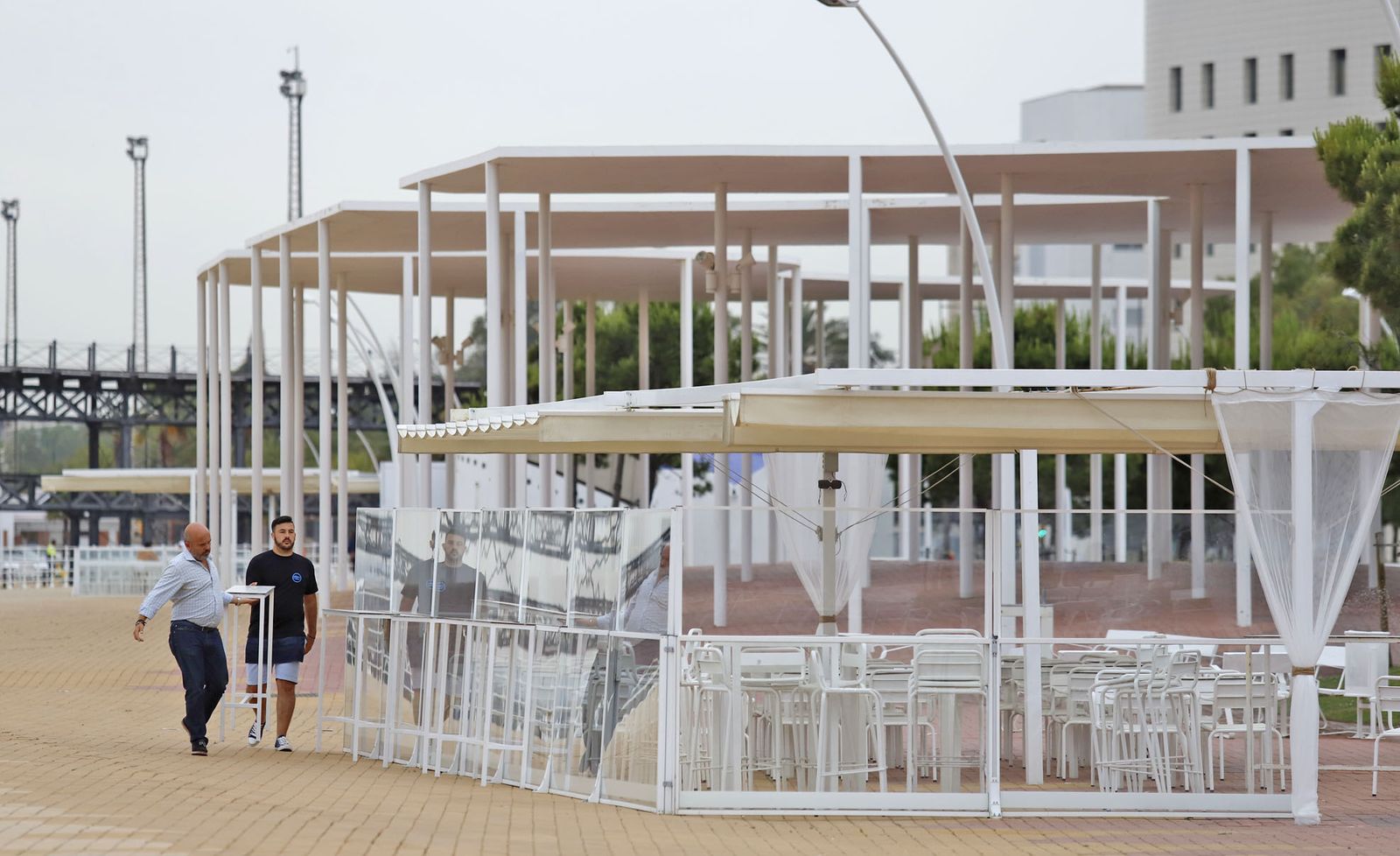 Otro de los quioscos que abre sus puertas.