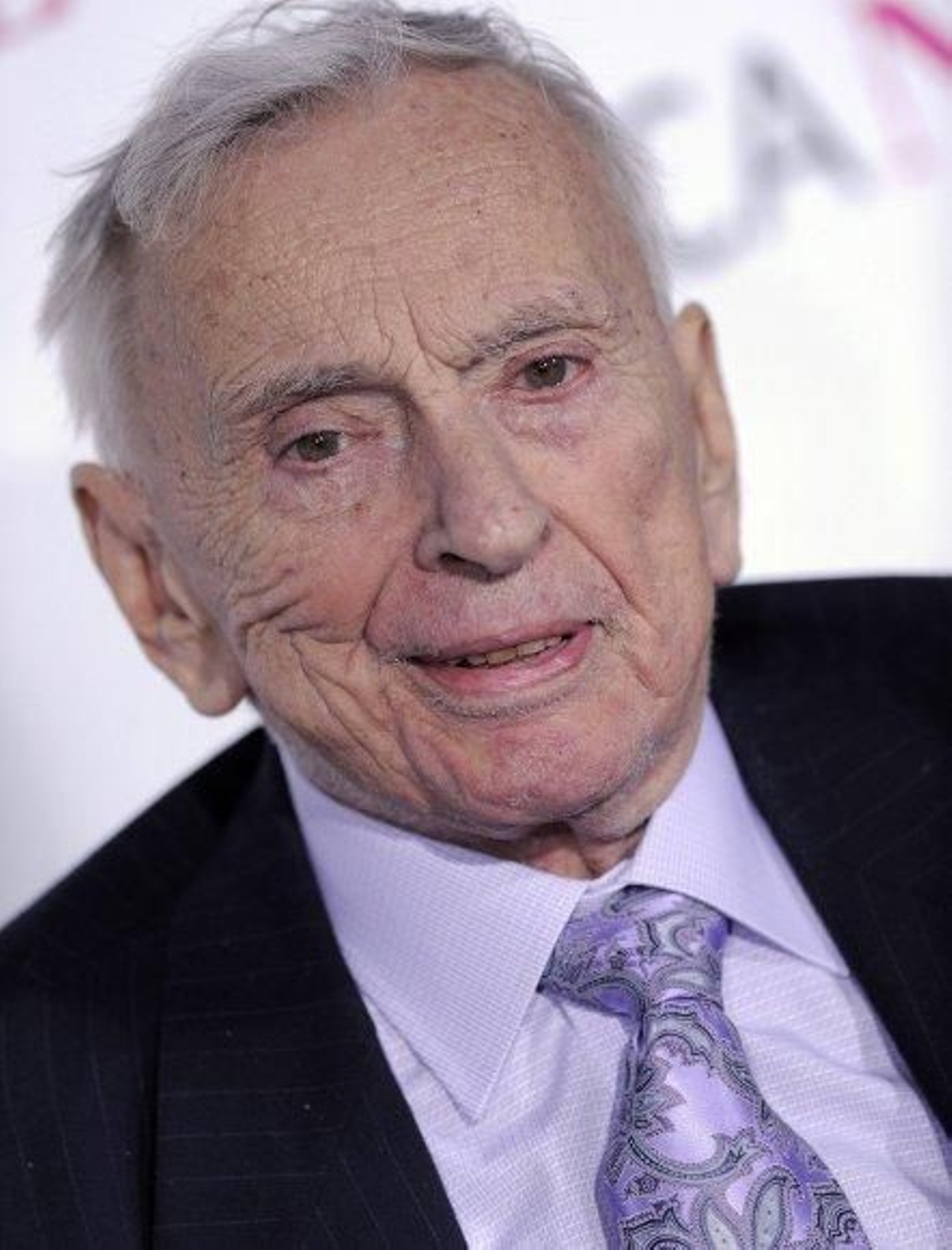 Gore Vidal muere en Los Ángeles a los 86 años Gore Vidal muere en Los Ángeles a los 86 años