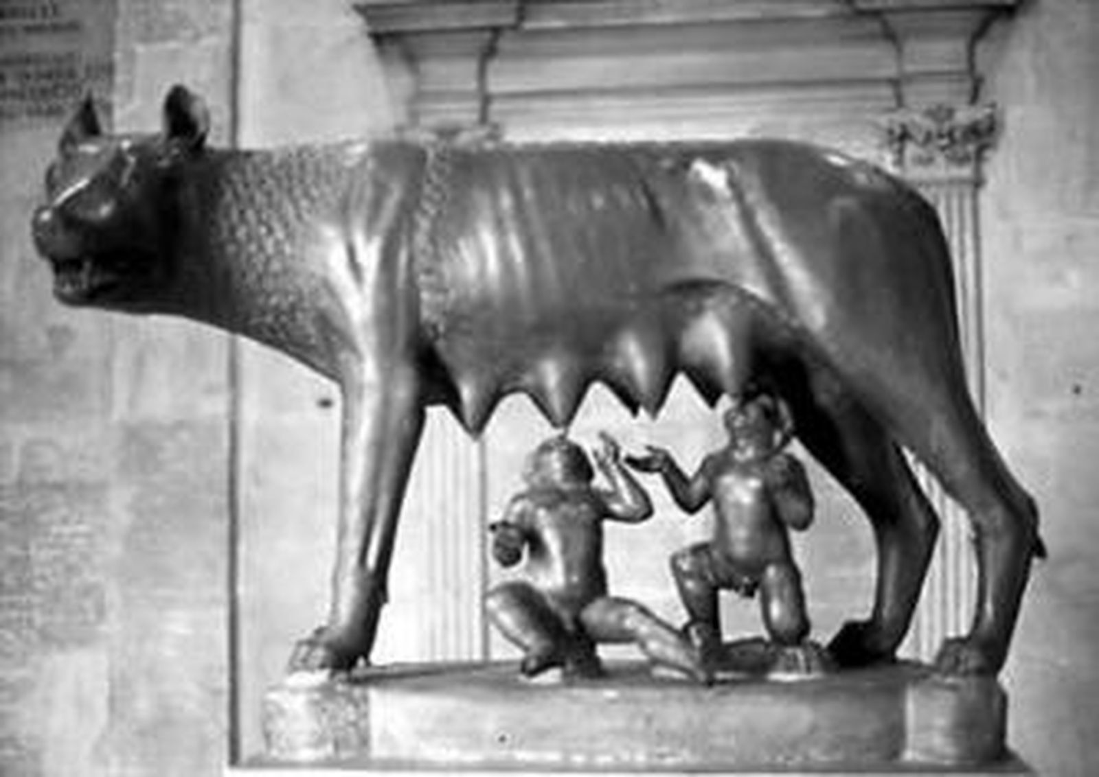 La estatua de la Loba de Roma es mil años más joven que ayer