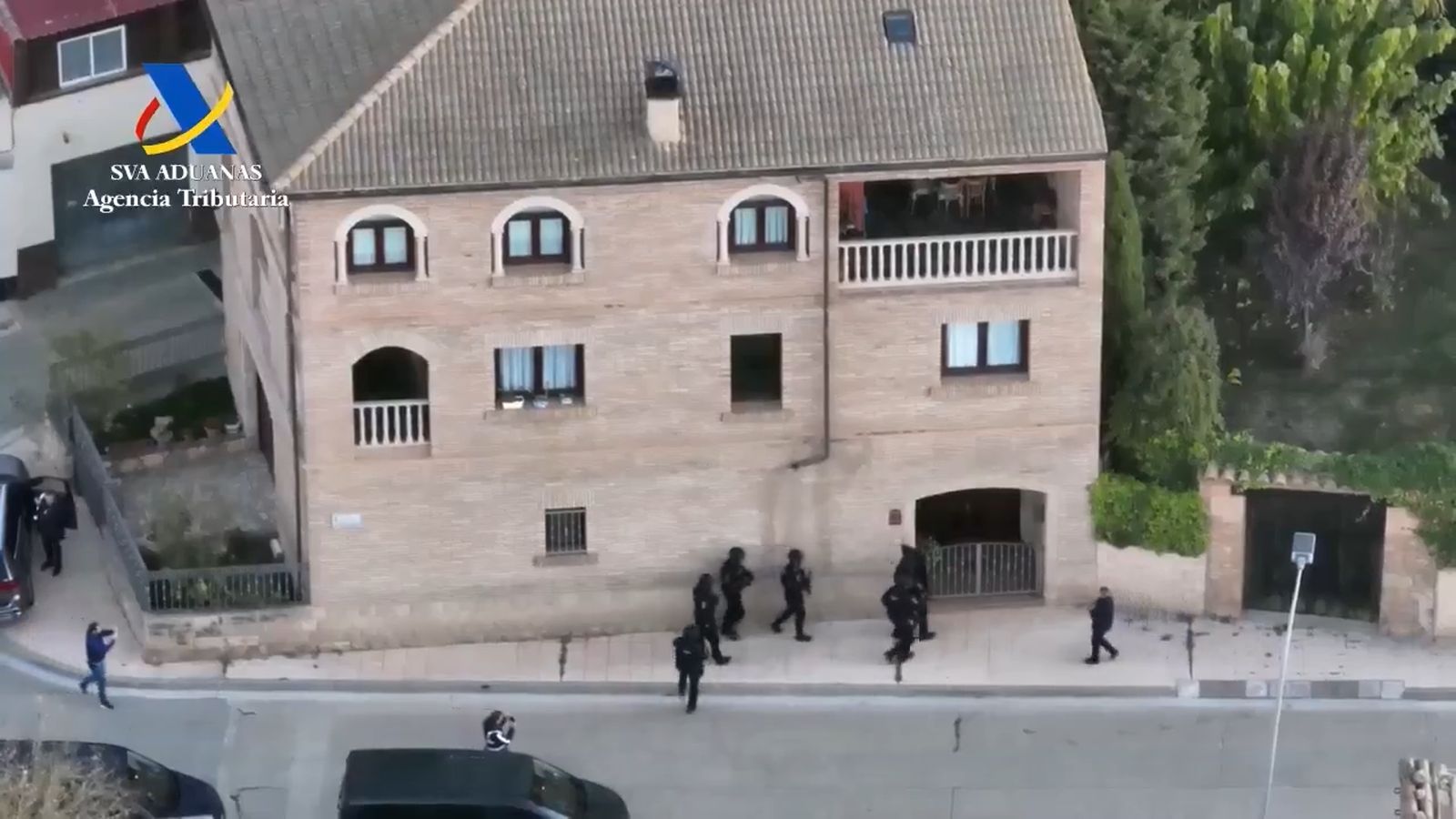 La Agencia Tributaria desmantela una macrotrama del IVA en los hidrocarburos que defraudó más de 300 millones en un año