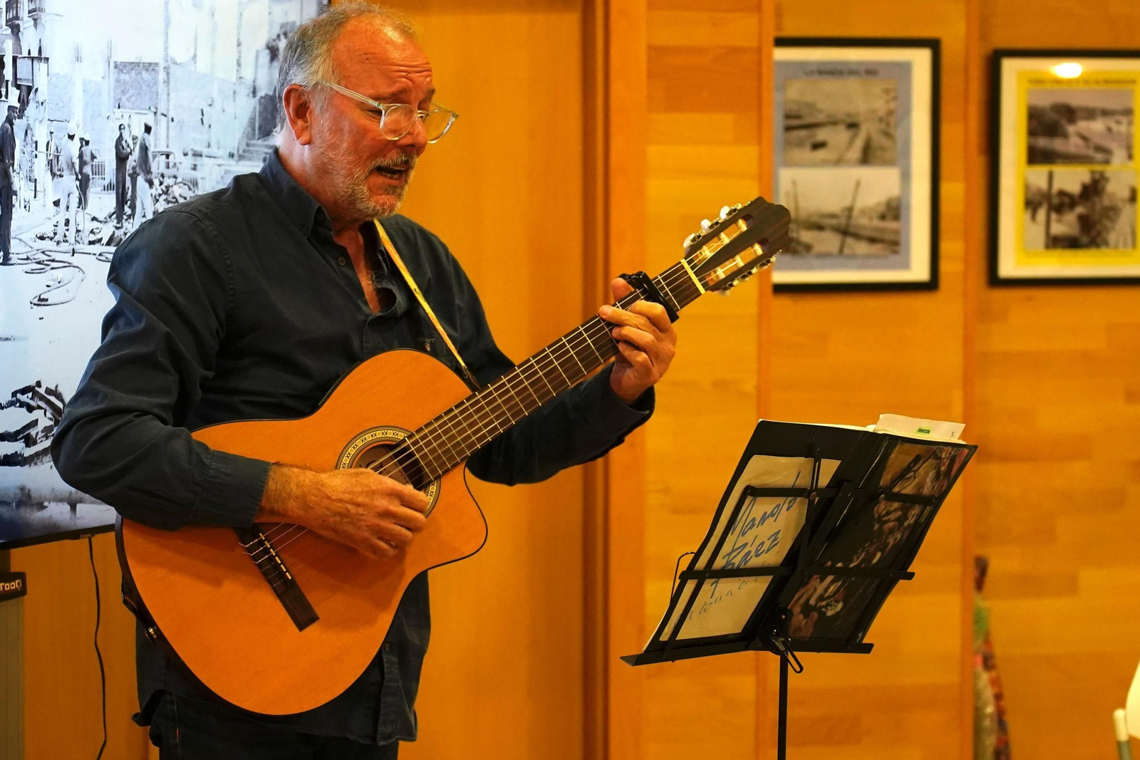 Fotos del homenaje al hispanista Ahmed Mgara