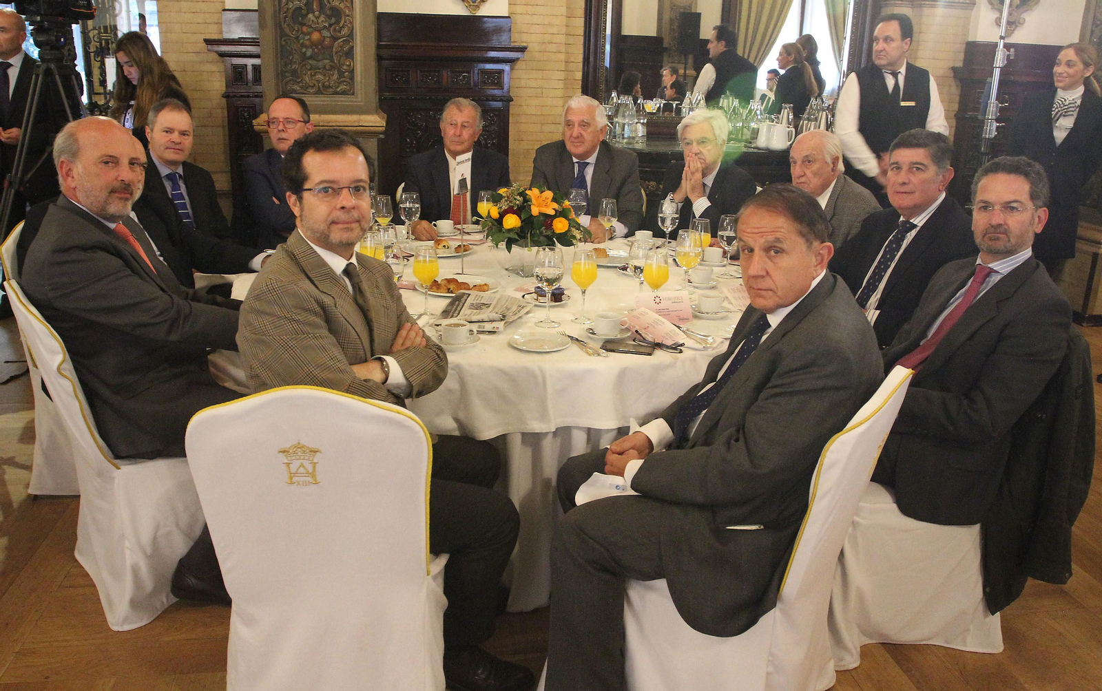 Las imágenes del Foro Joly con el presidente de Ceuta