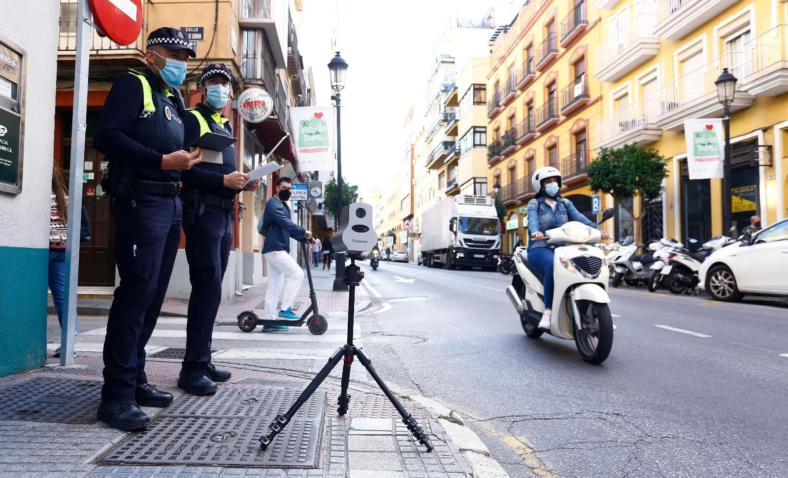 Fotos: Málaga estrena el límite de velocidad a 30 kilómetros