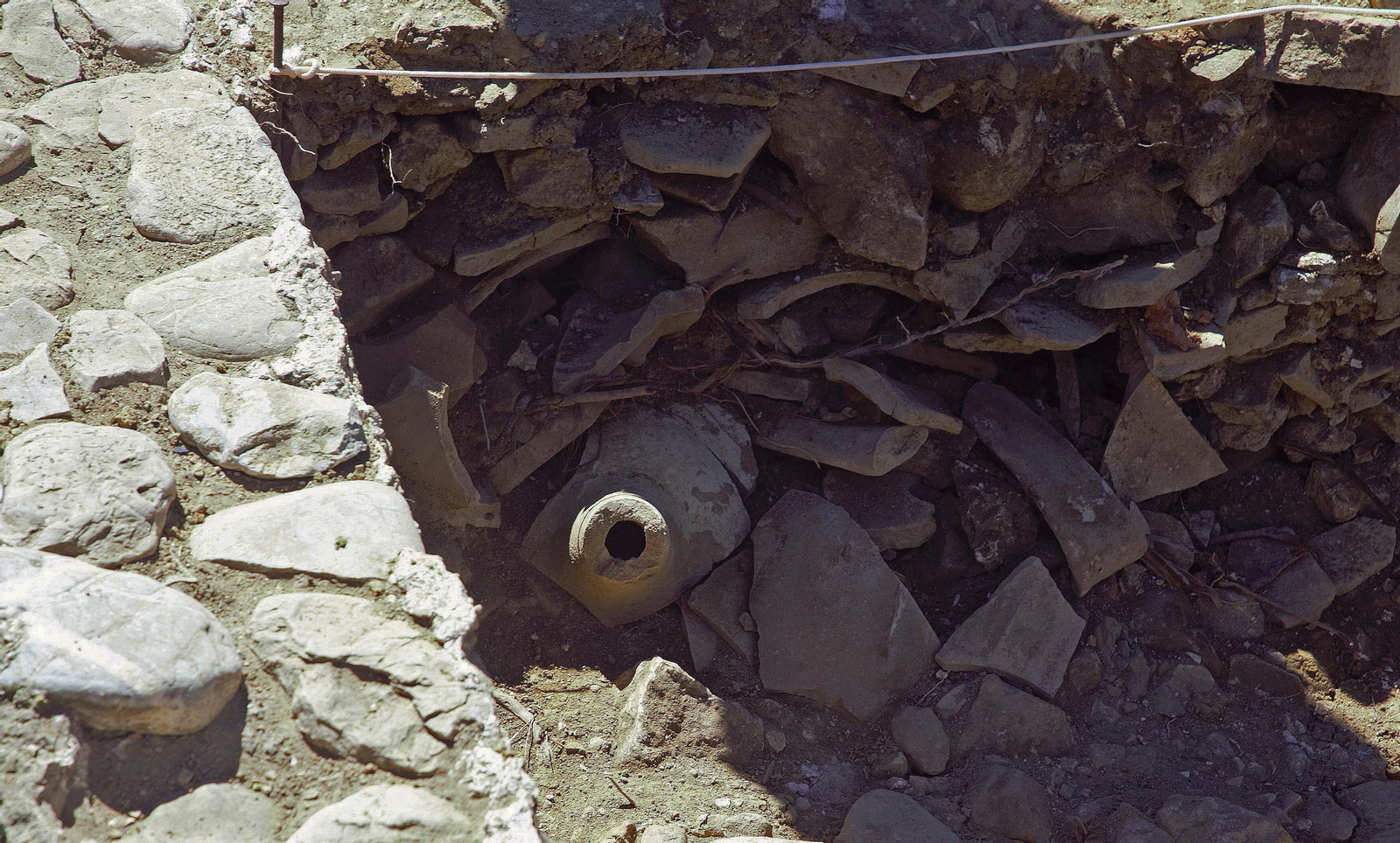 Fotos de la visita de Arturo Bernal al enclave arqueológico de Carteia.