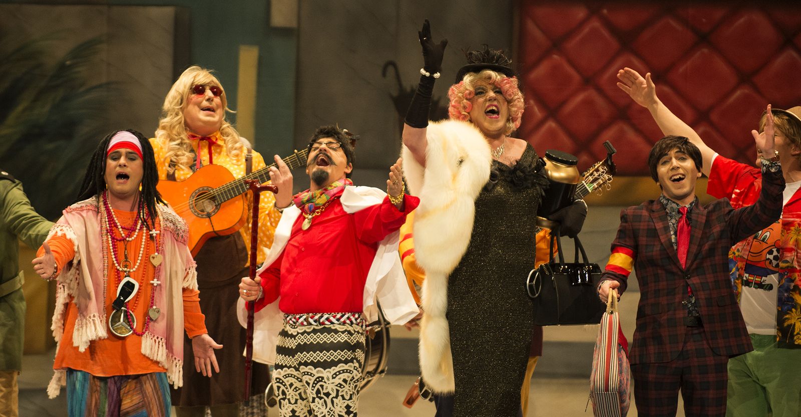 Las imágenes de la sexta función clasificatoria