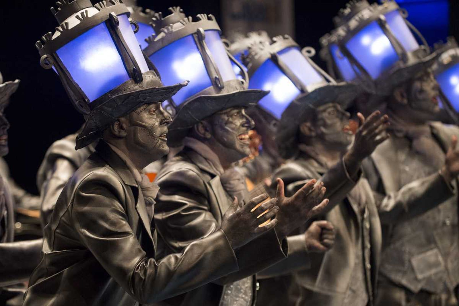 Las imágenes de la decimocuarta función clasificatoria