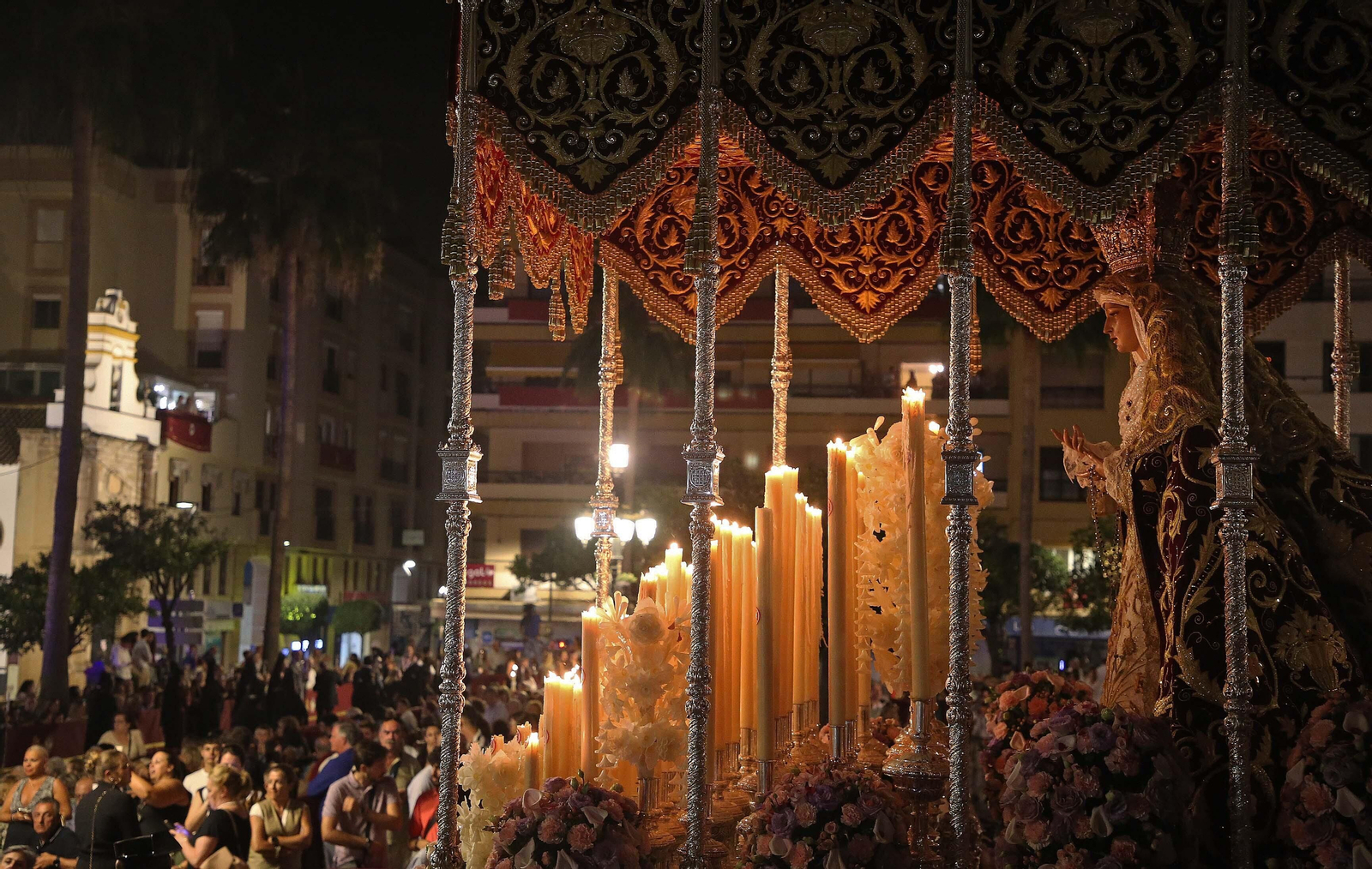 La Magna Mariana de Algeciras por la Plaza Alta, en imágenes