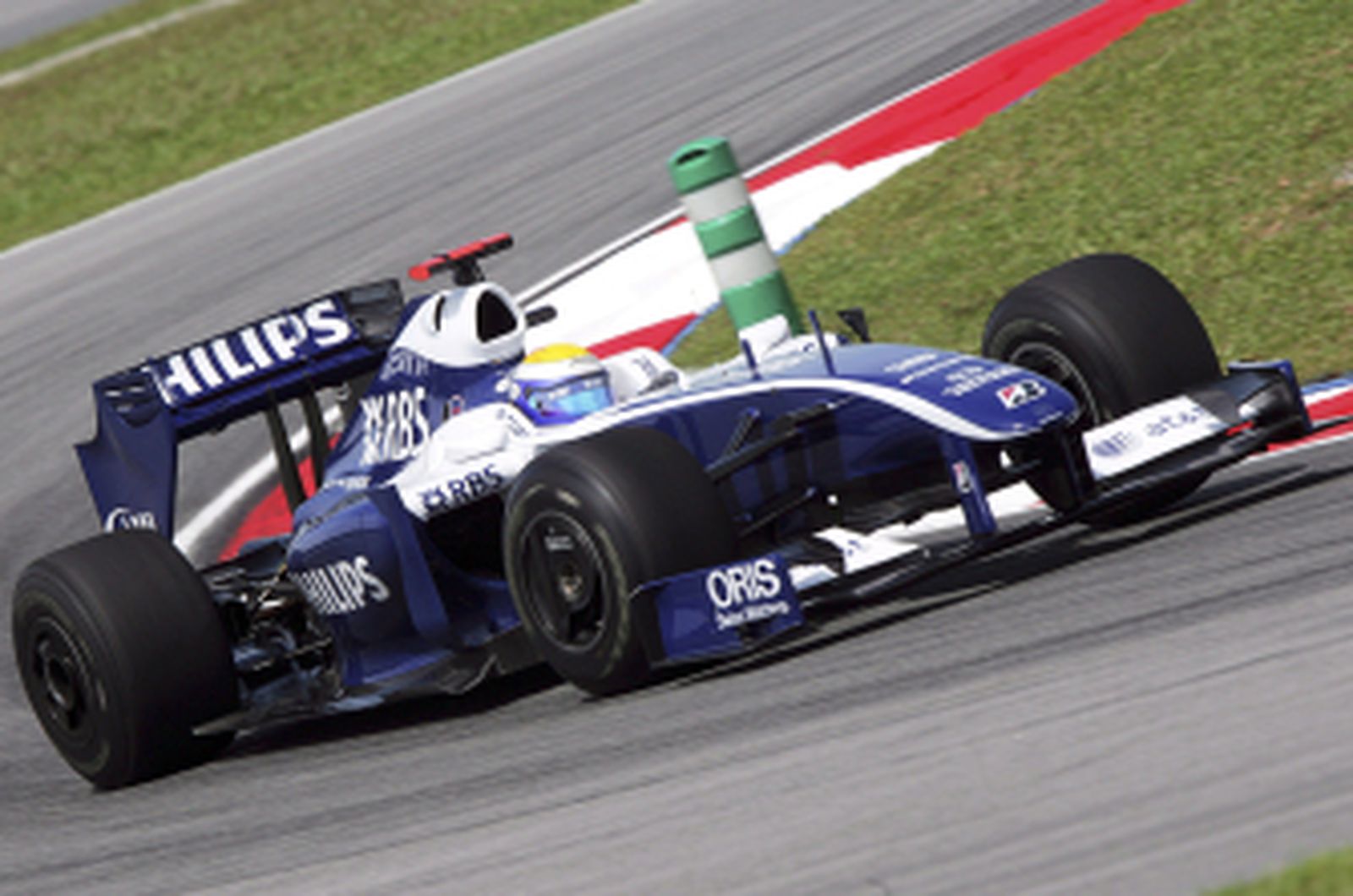 Alonso queda decimoquinto en la segunda sesión libre