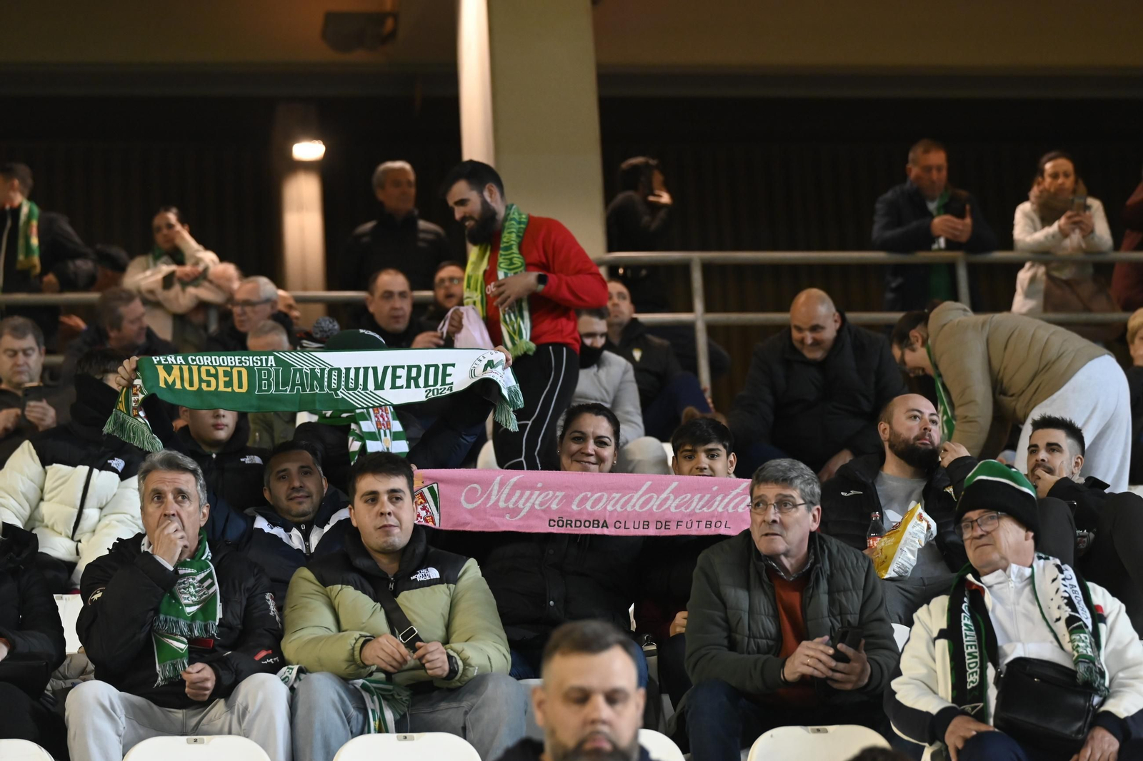 Las mejores fotos del gran ambiente en El Arcángel para el Córdoba CF - Eibar Las mejores fotos del gran ambiente en El Arcángel para el Córdoba CF - Eibar