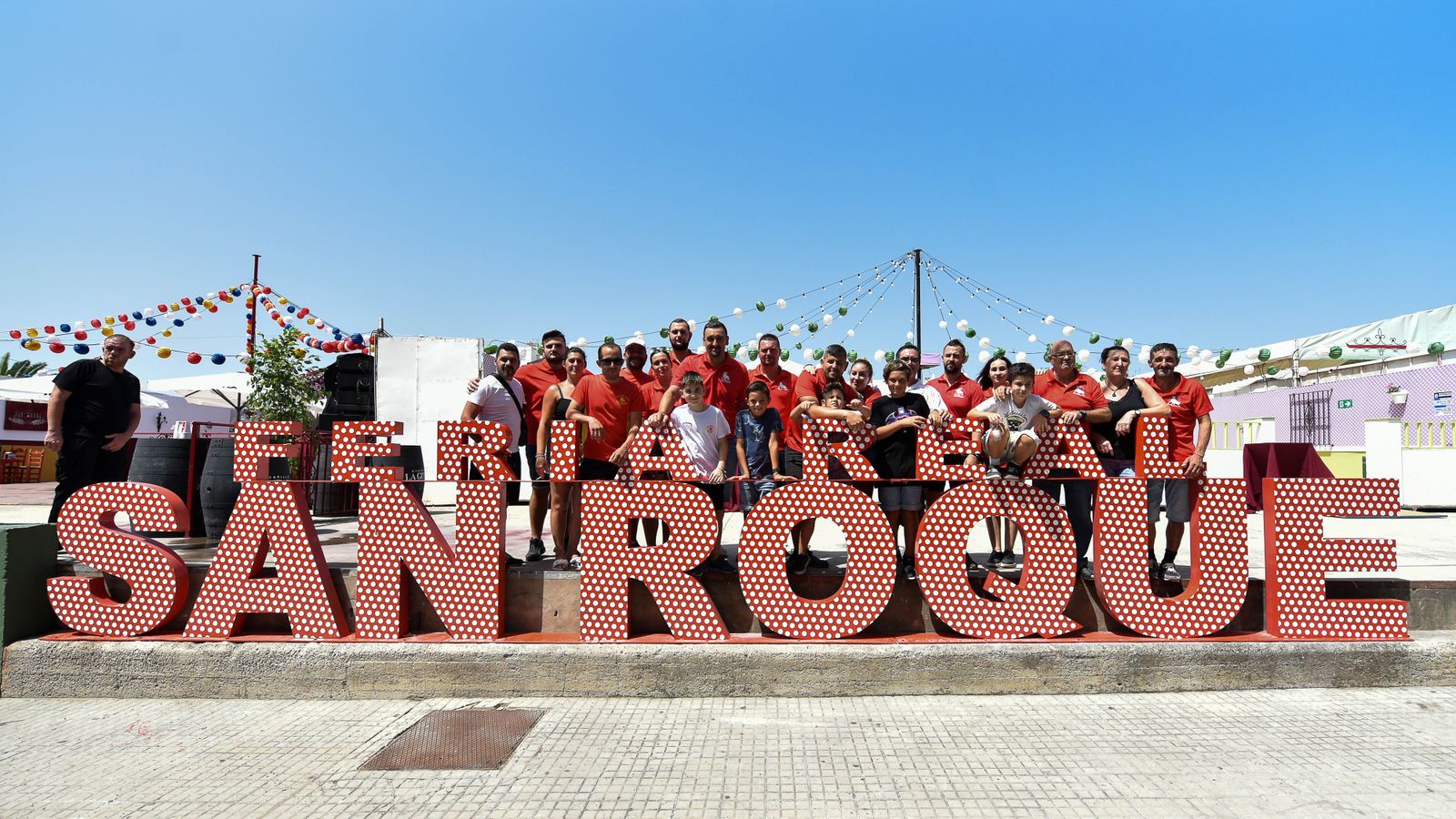 Búscate en las fotos del Domingo Rociero de la Feria de San Roque