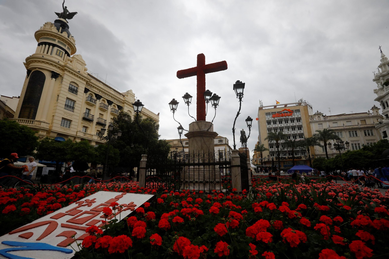 El primer día de las Cruces de Córdoba, en imágenes