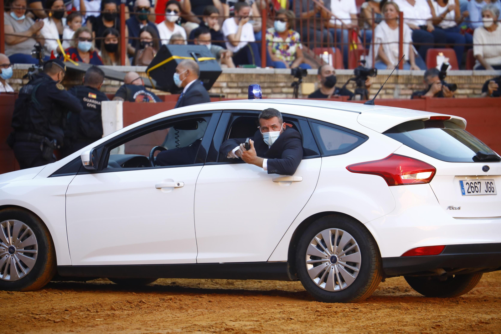 La impresionante exhibición de la Guardia Civil en la plaza de toros de Córdoba, en fotografías