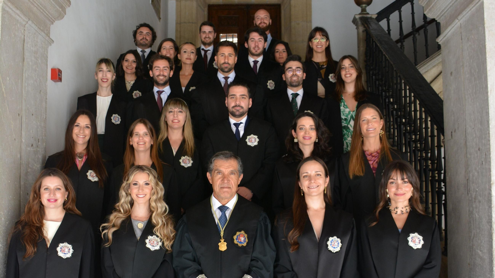 Acto de jura de todos los jueces en práctica asignados a instancias de siete provincias