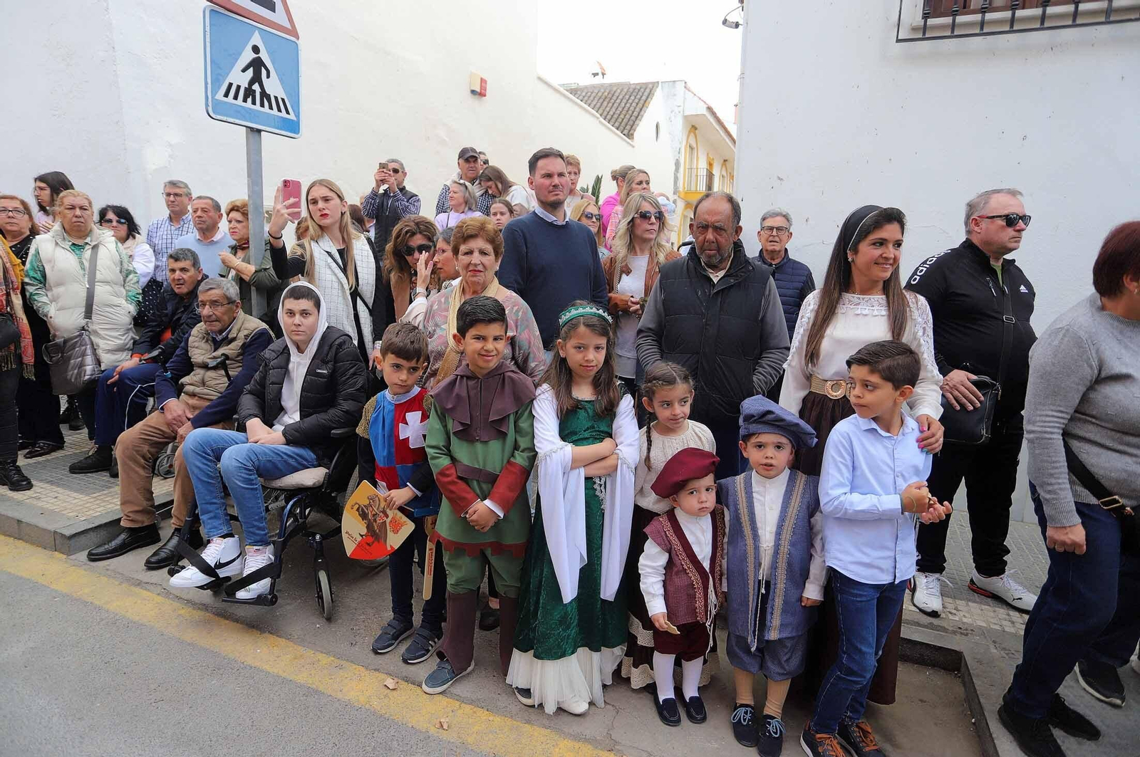 Imágenes del gran ambiente en la Feria Medieval de Palos de la Frontera, Huelva