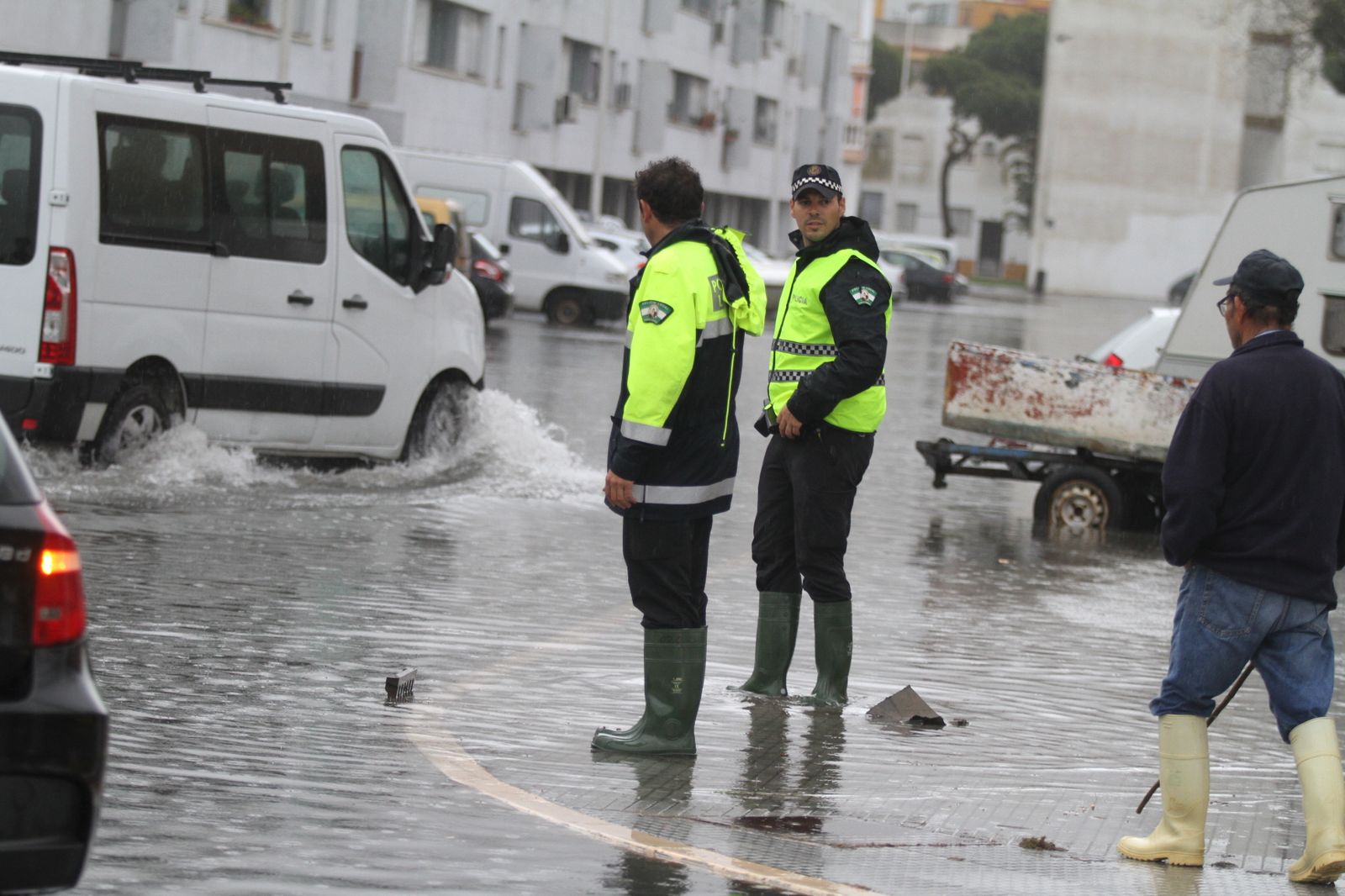 Imágenes de las consecuencias de las lluvias en Punta Umbría