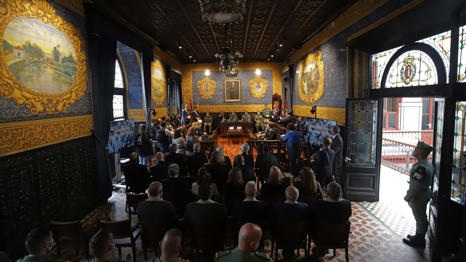 Fotos del Lunes Santo en Algeciras: La Columna y la Legión