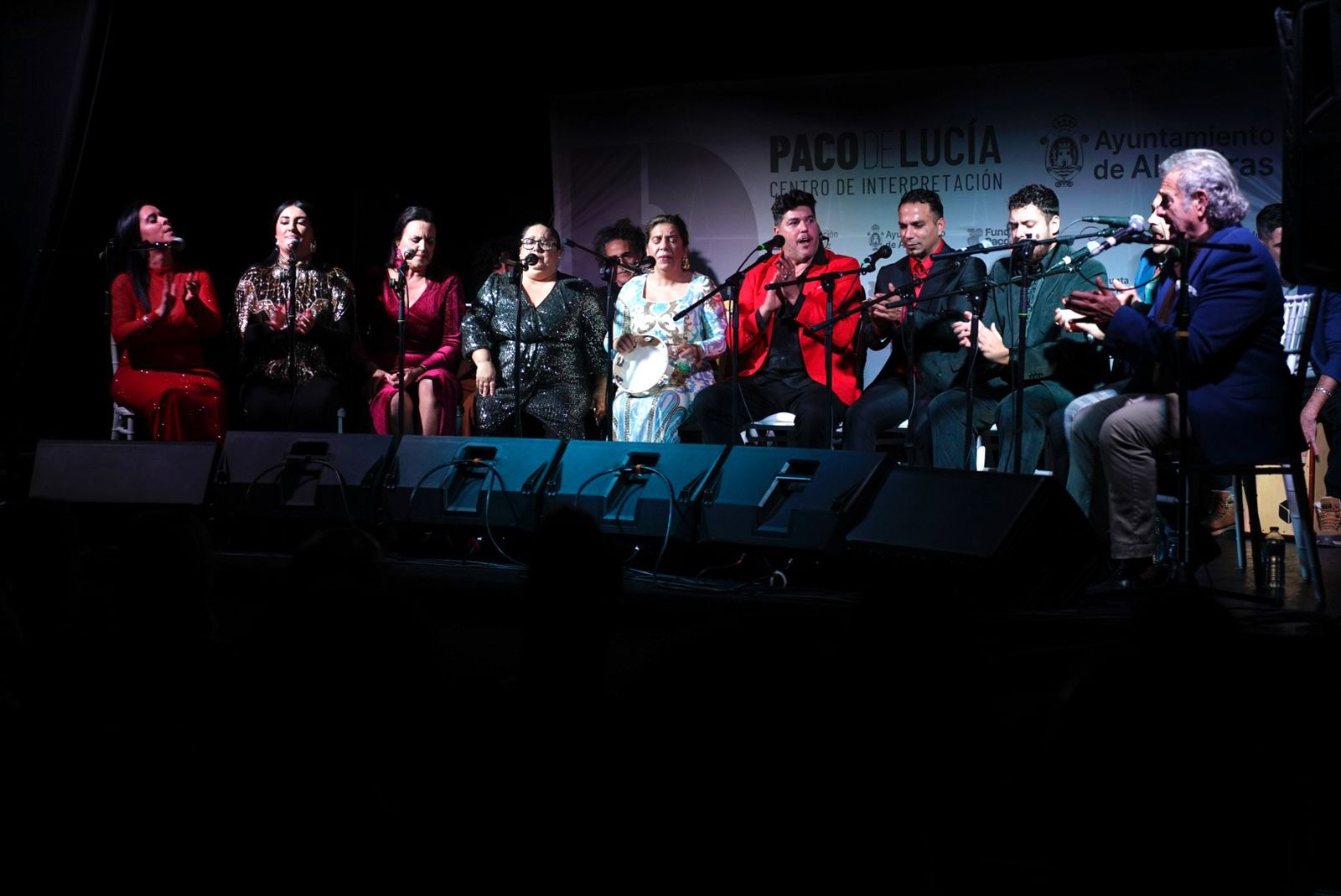 Fotos de la zambomba del grupo Toma Castaña en Algeciras