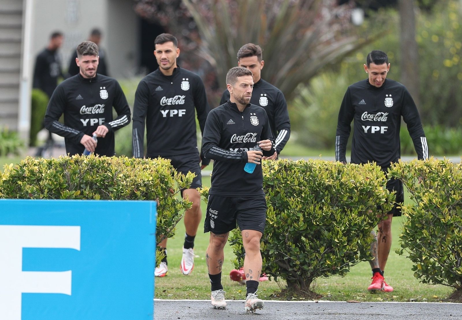 El Papu Gómez, en primer plano con su selección.