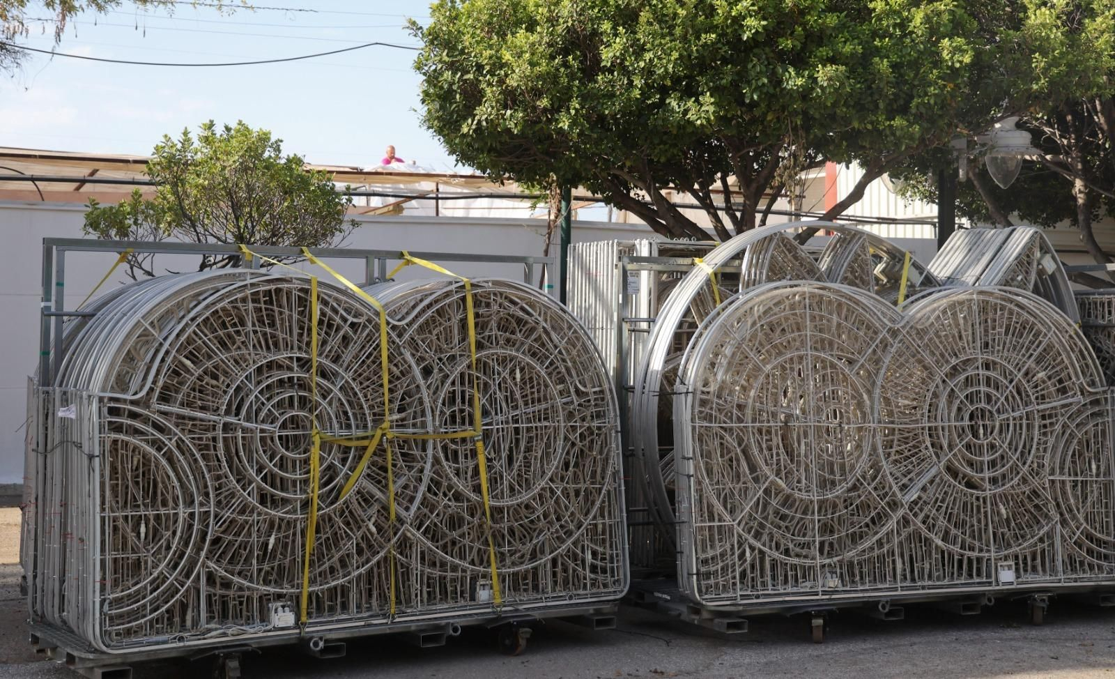 Comienza la cuenta atrás para la Feria de Málaga, en imágenes