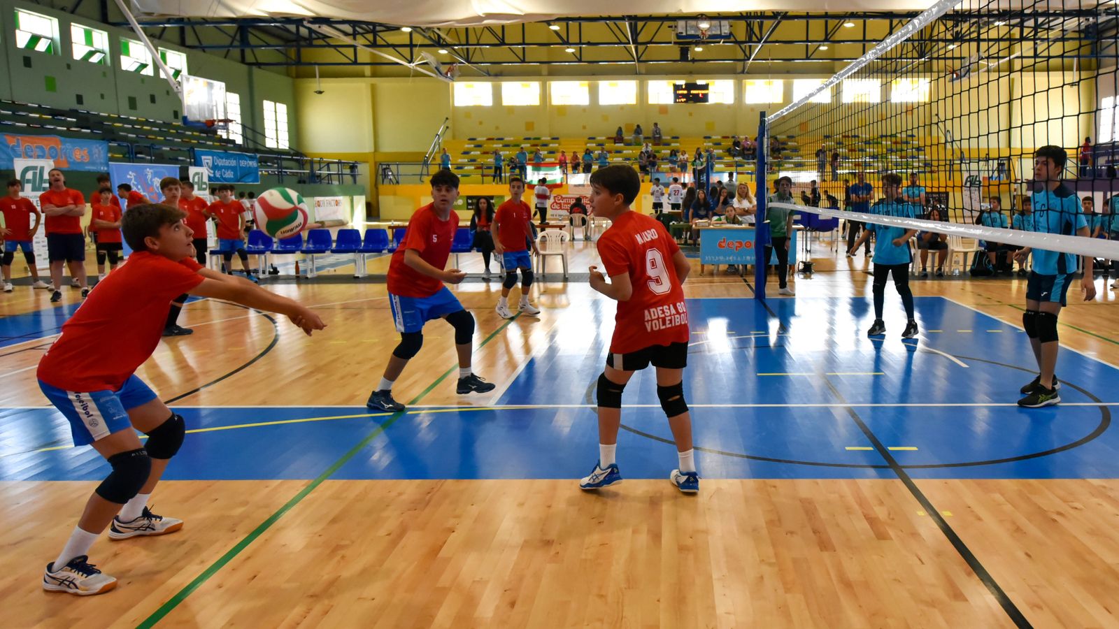 Las fotos de la segunda jornada del Campeonato de Andalucía infantil masculino de voleibol en La Línea