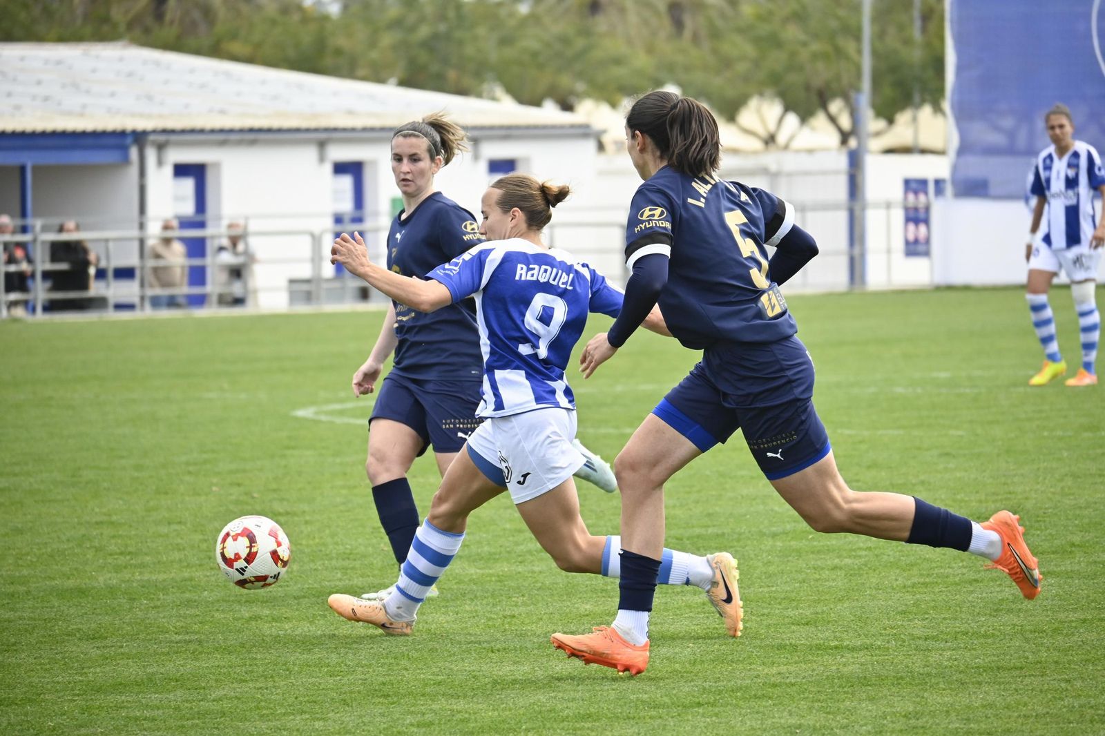 Imágenes del partido entre el Sporting de Huelva y el Alavés Fem