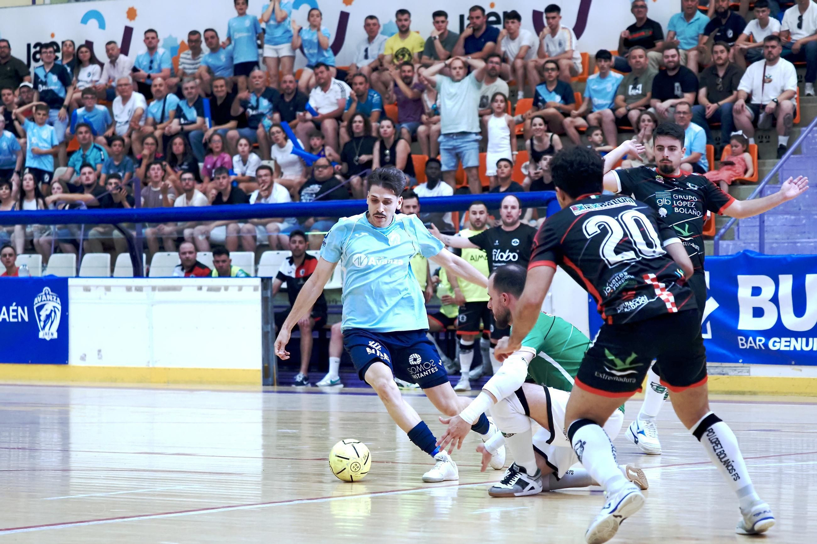 El conjunto celeste recibe a los madrileños en la capital del Santo Reino.