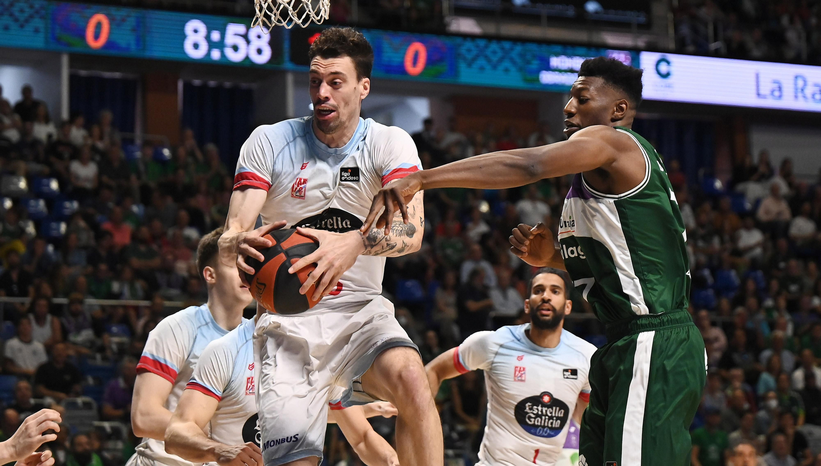El Unicaja-Obradoiro, en fotos