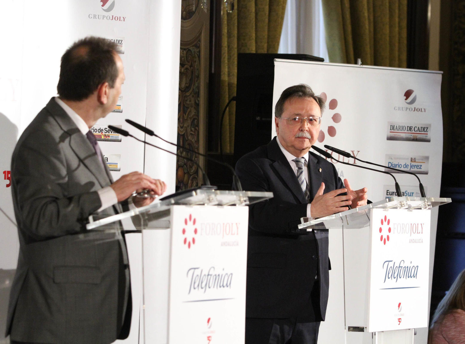 Juan Jesús Vivas, presidente de la Ciudad de Ceuta, responde a José Antonio Carrizosa, director de 'Diario de Sevilla'.