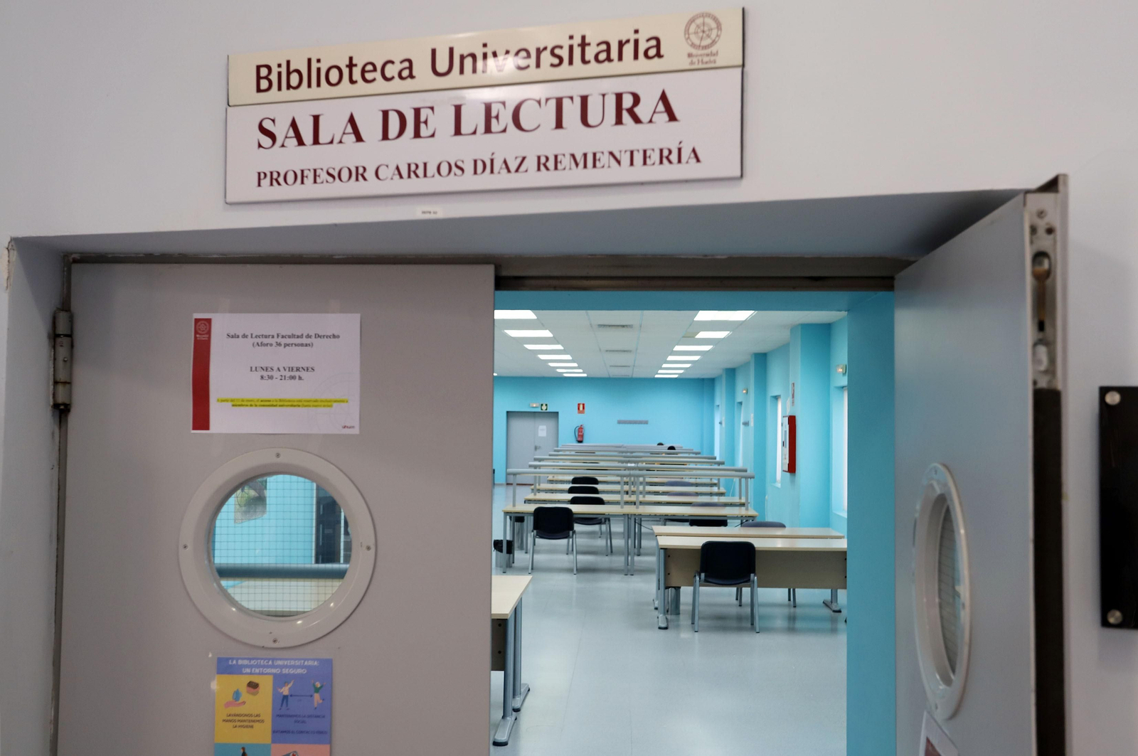 Sala de lectura del campus del Carmen cuando estaba clausurada