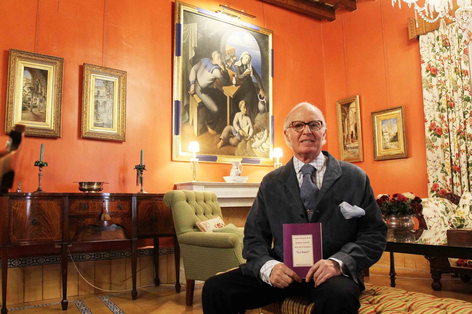 Rafael Lorente, en una imagen en su casa.