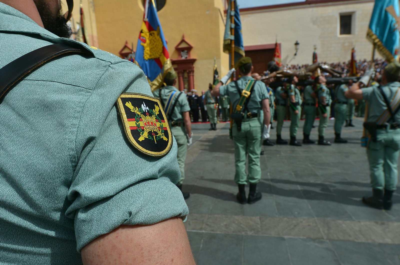 El desembarco de la Legión y el traslado del Cristo de Mena