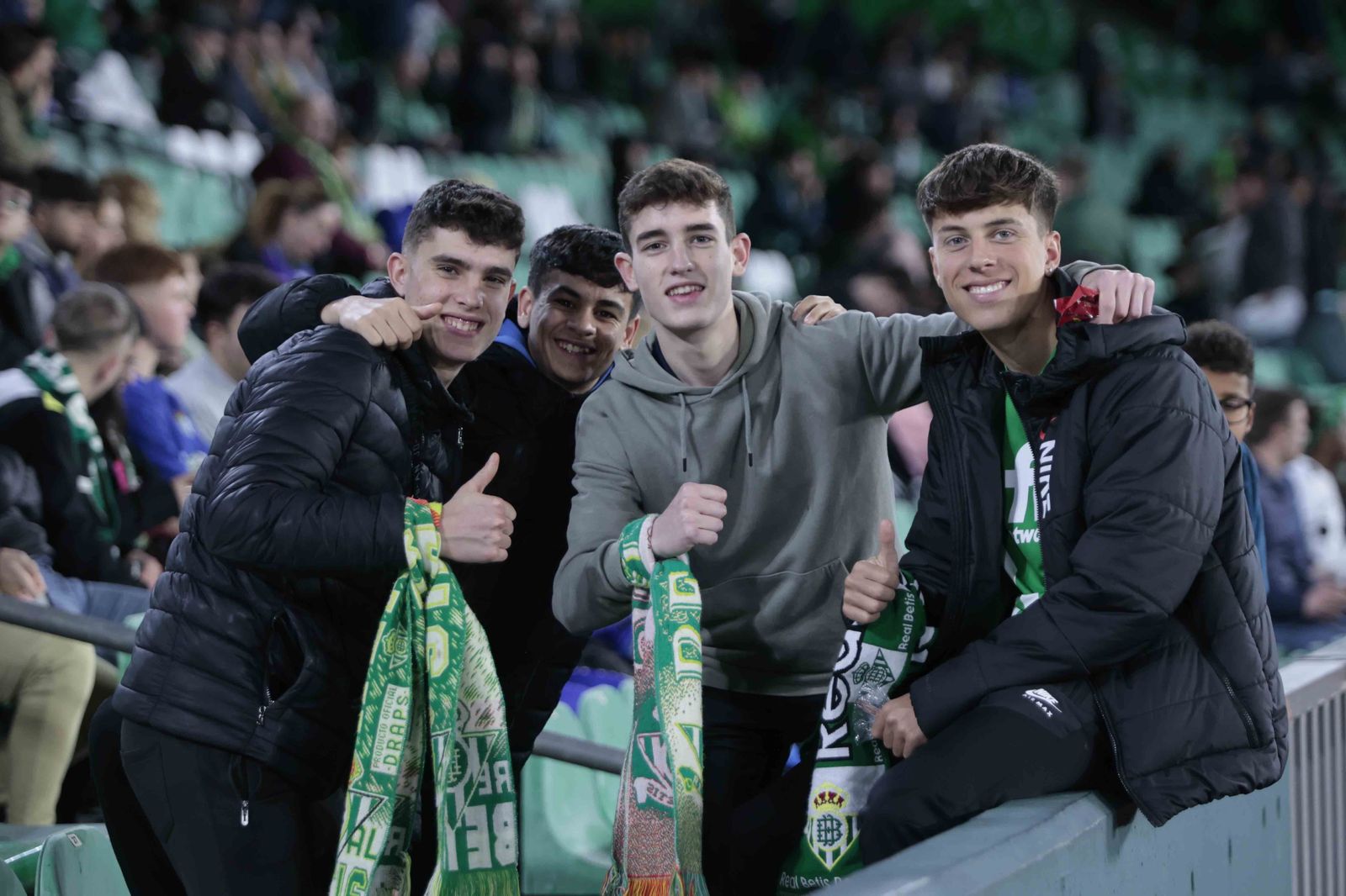 Búscate en las gradas del Villamarín