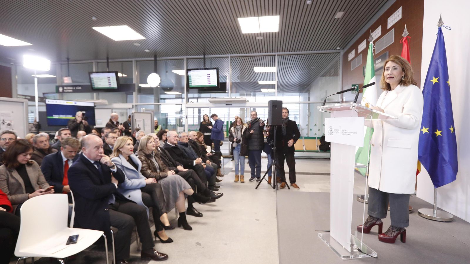 La ministra Raquel Sánchez este jueves en la inauguración de la estación del AVE en Antequera