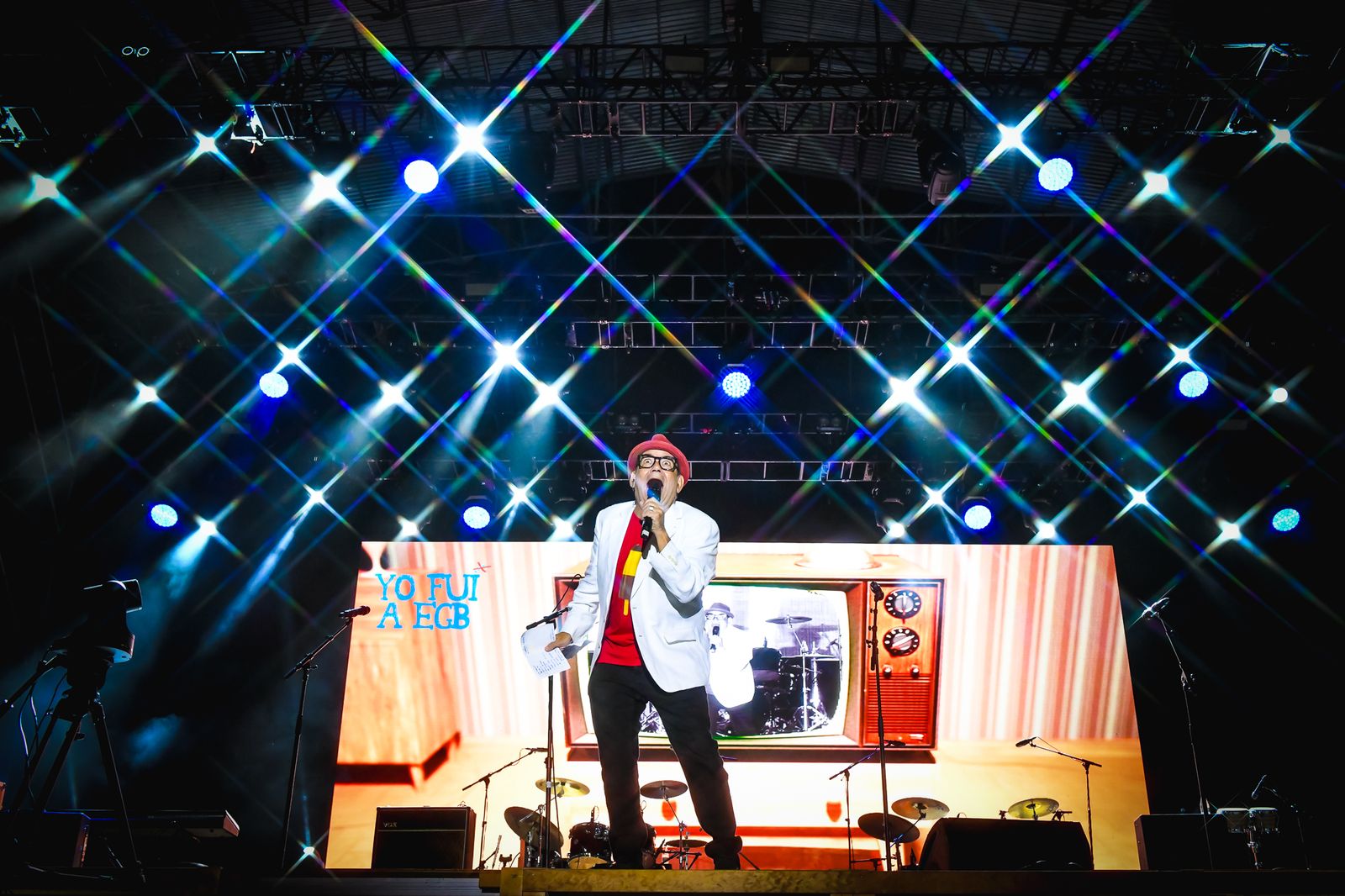 Todas las fotos de la "gran quedaba EGB"