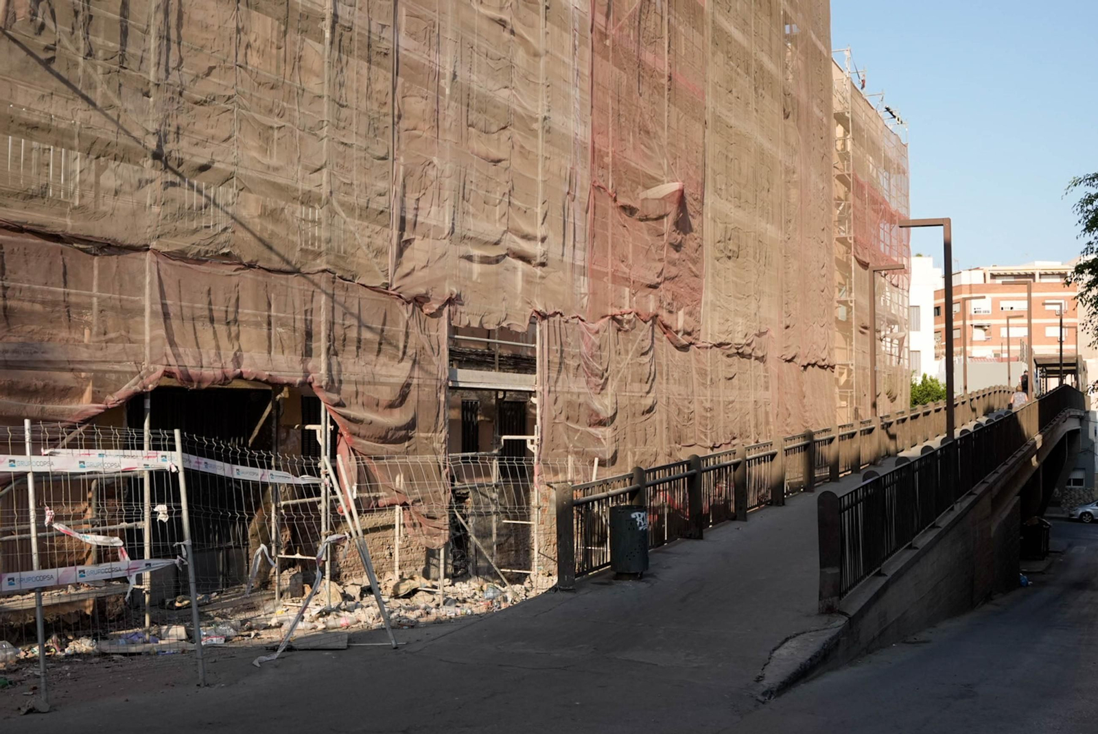 Las obras de rehabilitación en el edificio El Patio de Almería