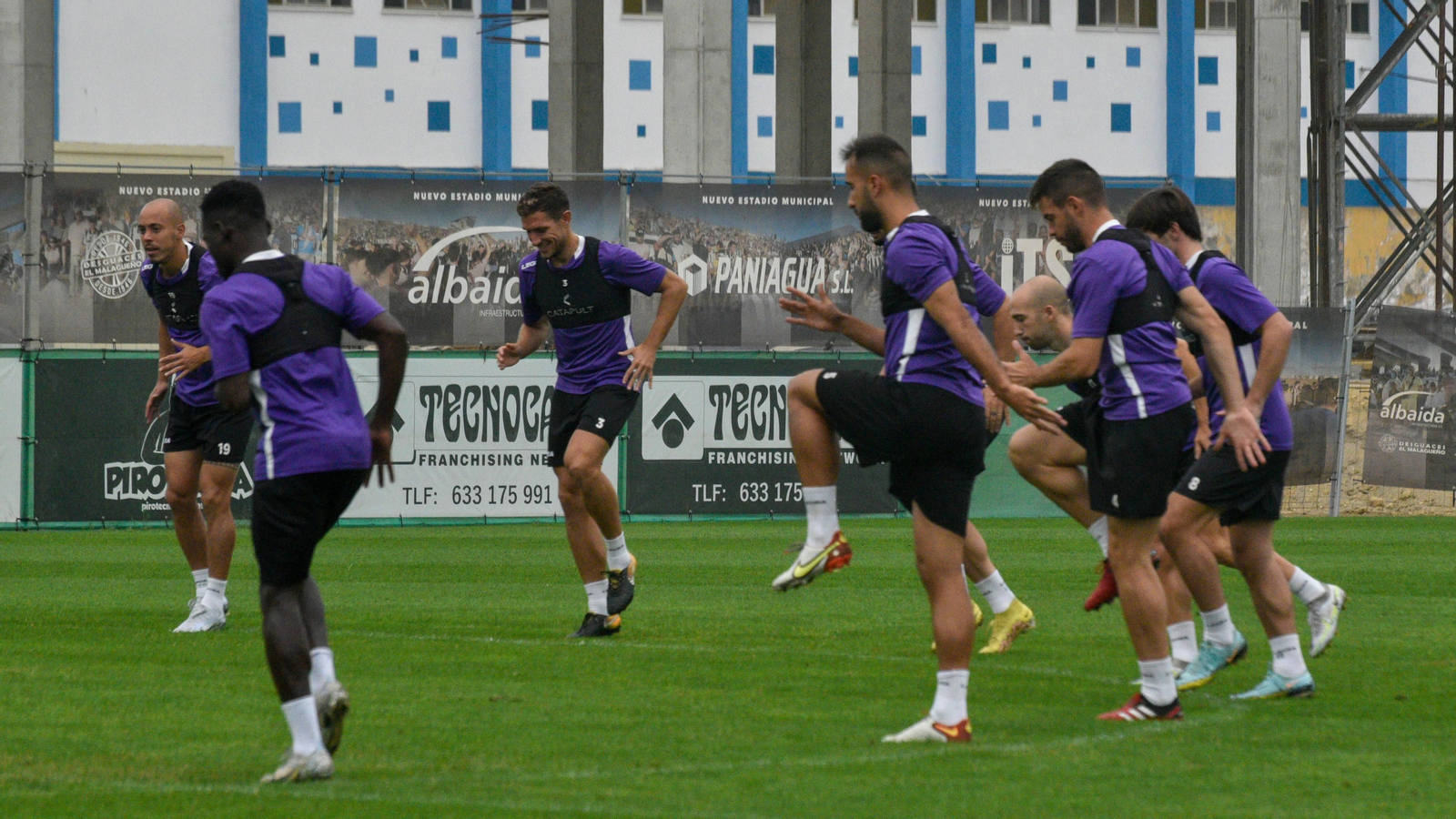 Fotos del primer entrenamiento de Rafa Escobar como entrenador de la Balona
