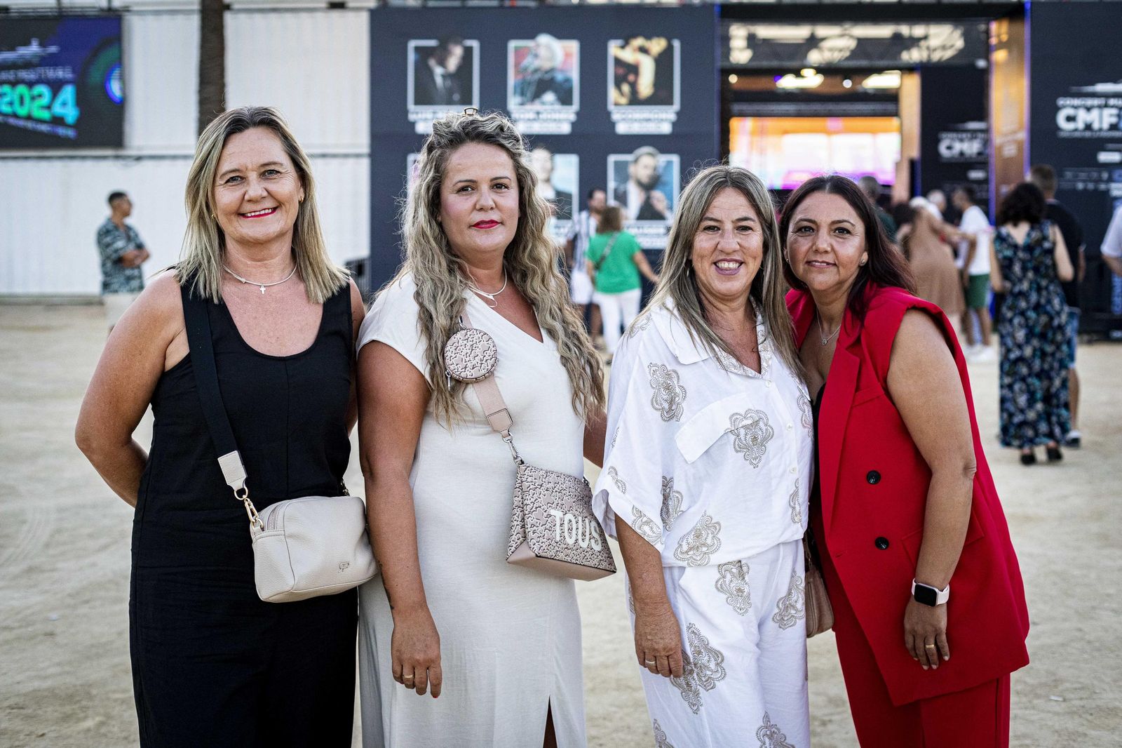 Búscate en las imágenes del concierto de Los Chichos en Concert Music de Chiclana