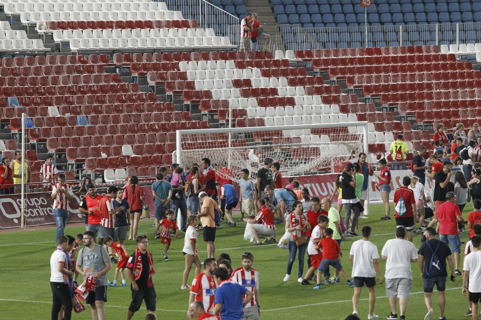 El UD Almería-Reus, en imágenes