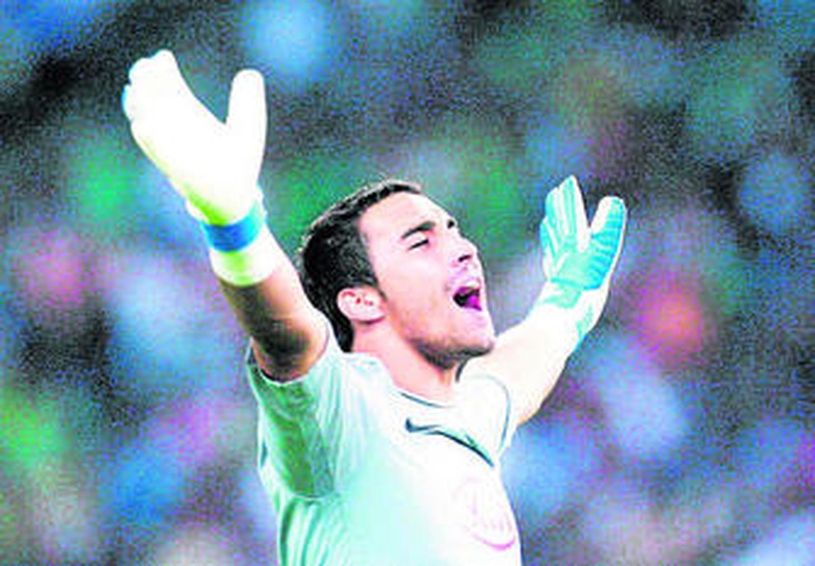 Sergio Asenjo jugará cedido hasta final de temporada en el Málaga.