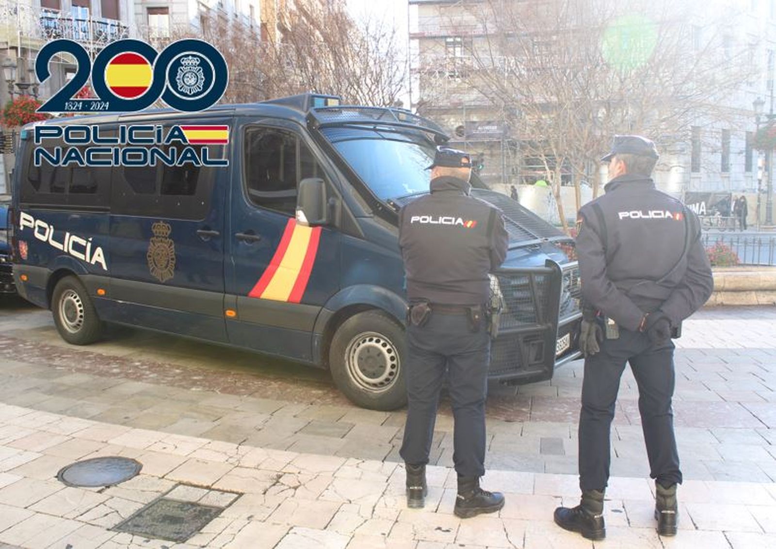 Imagen de una dotación de la Policía Nacional en el centro de Granada
