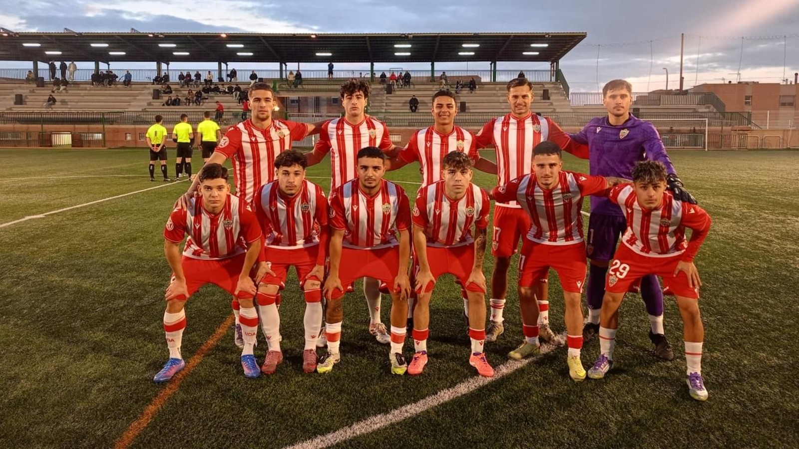 Once inicial del equipo rojiblanco en su duelo ante el Maracena.