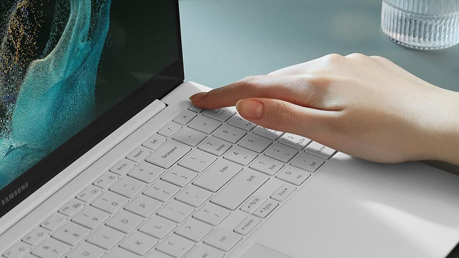 Samsung Galaxy Book 2 Pro