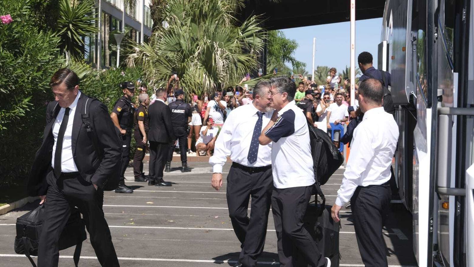 La llegada del Real Madrid a Almería en imágenes