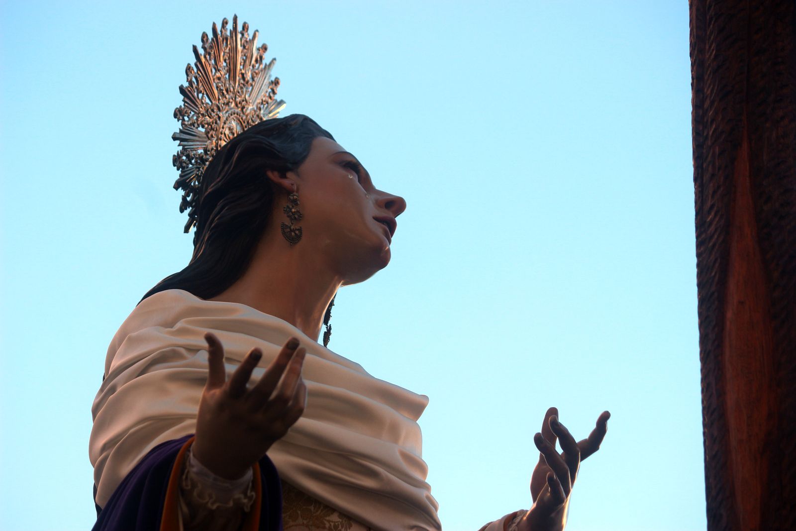 Las imágenes del Miércoles Santo en Puerto Real: Hermandad de la Vera-Cruz