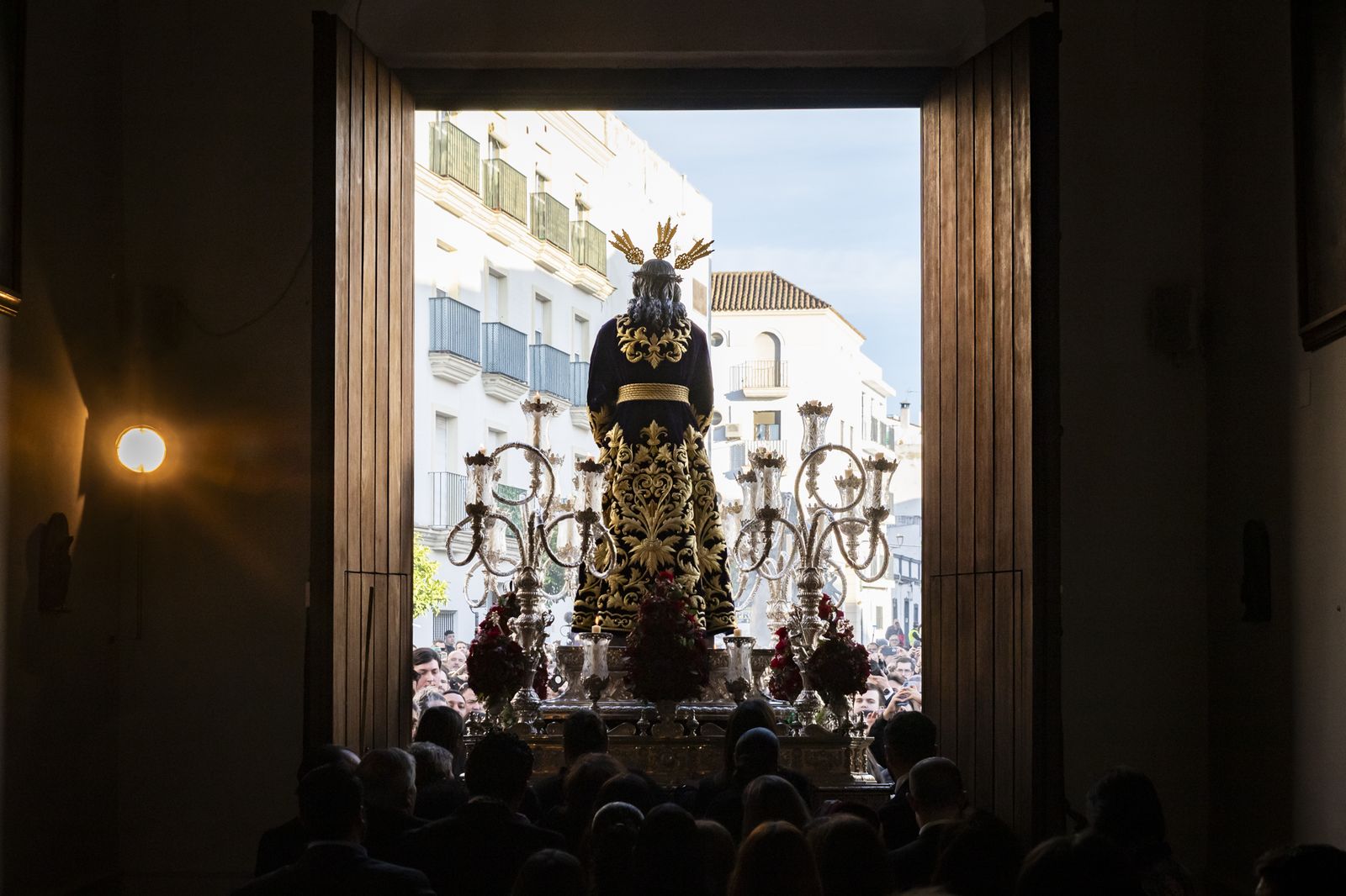 Vía-Crucis de las Hermandades con el Señor de la Sentencia