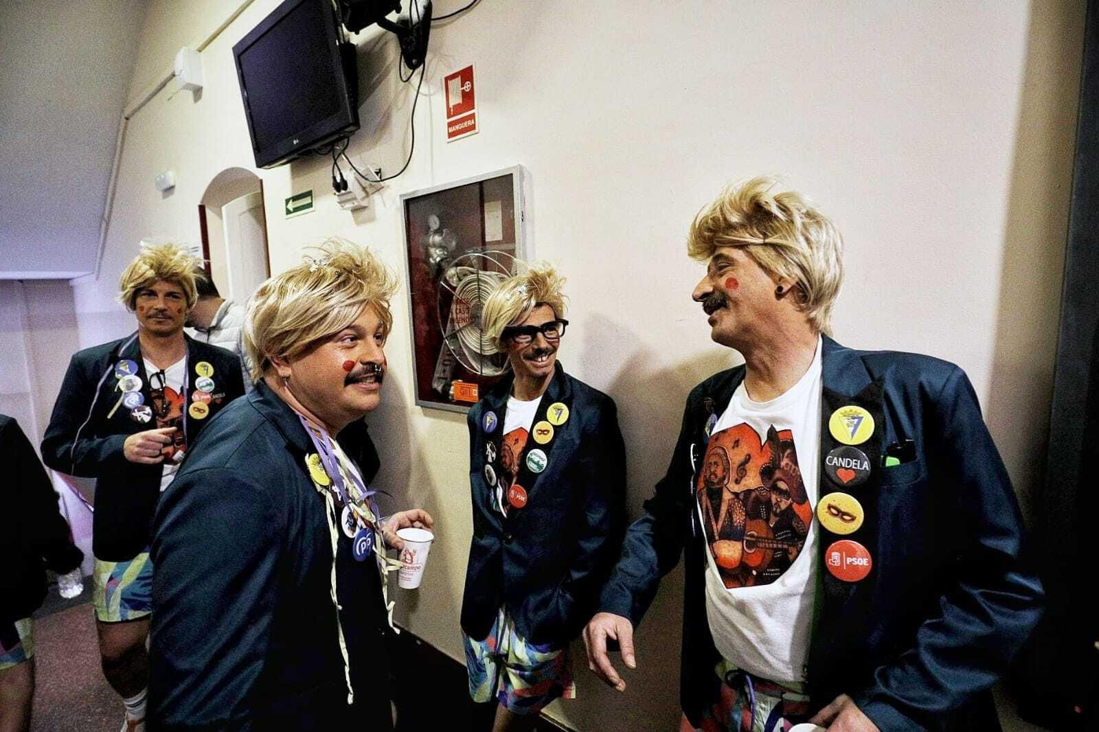 Chirigota 'Cádiz qué bonita eres, los bipolares'.