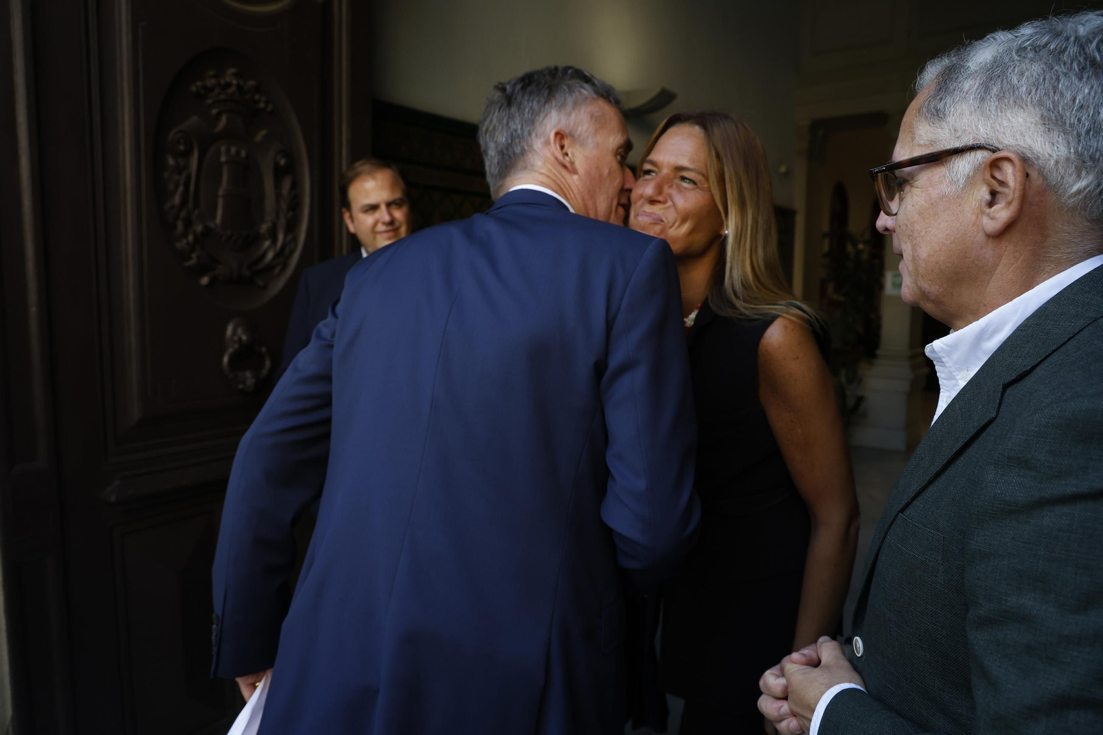 Las fotografías de la visita del embajador británico en España, sir Alex Ellis, al Ayuntamiento de Algeciras